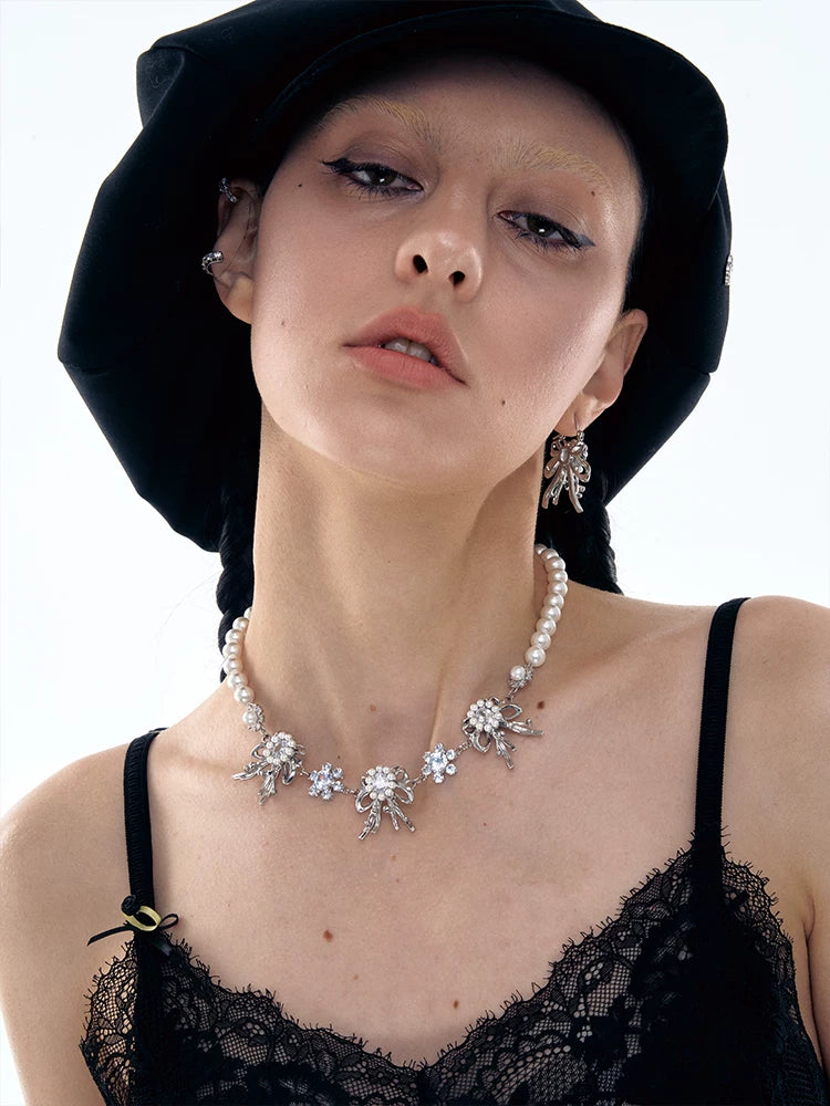 Vintage Bow Pearl Choker