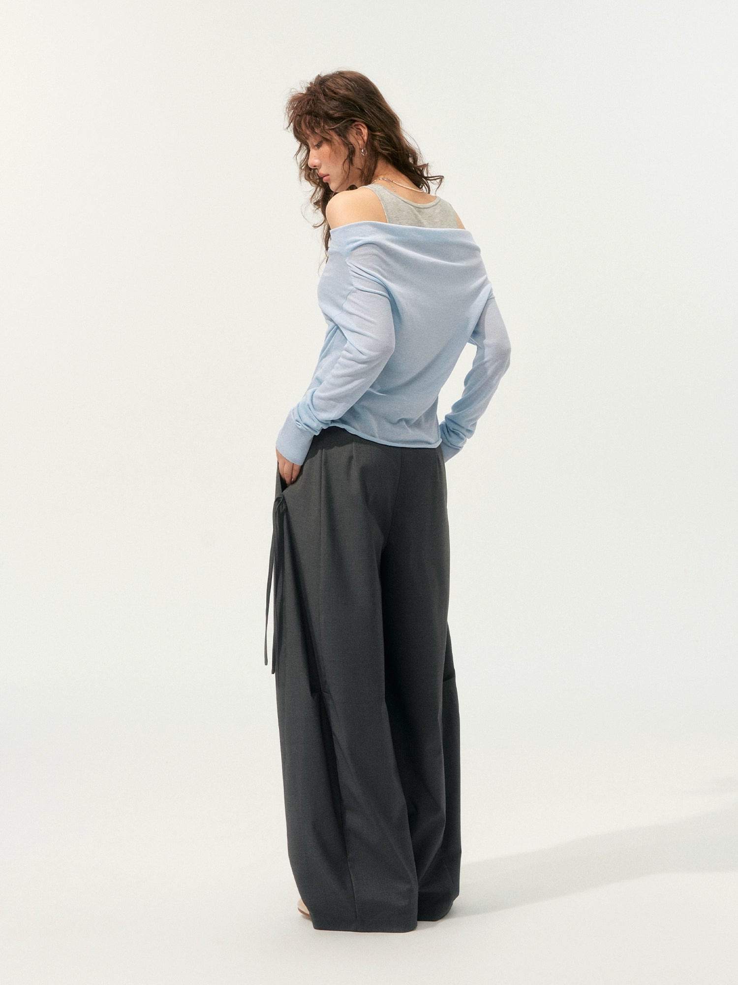 Fake Two-Piece Color-Block Draped Collar Knit Top