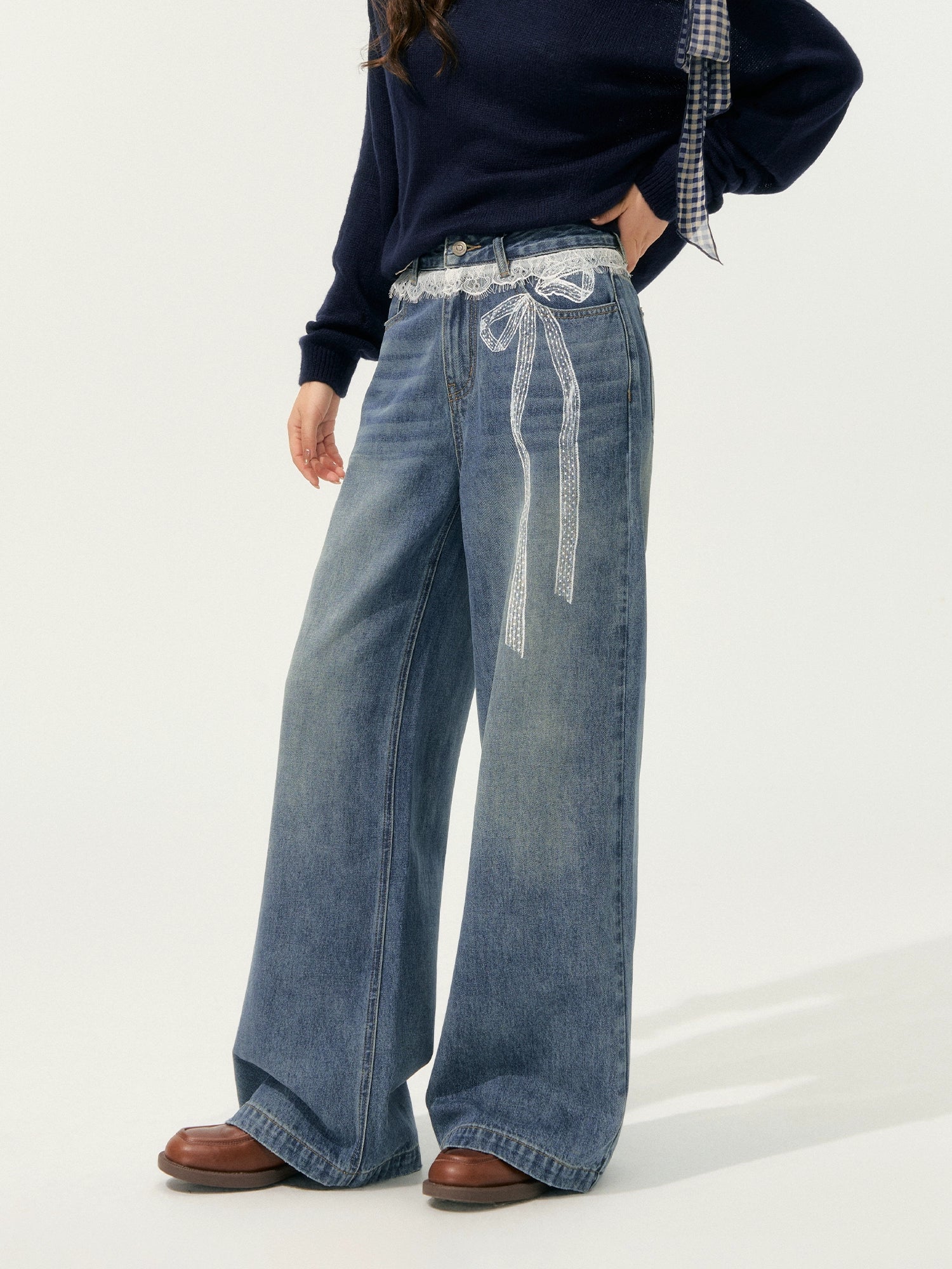 Lace Printed Wide-Leg Jeans