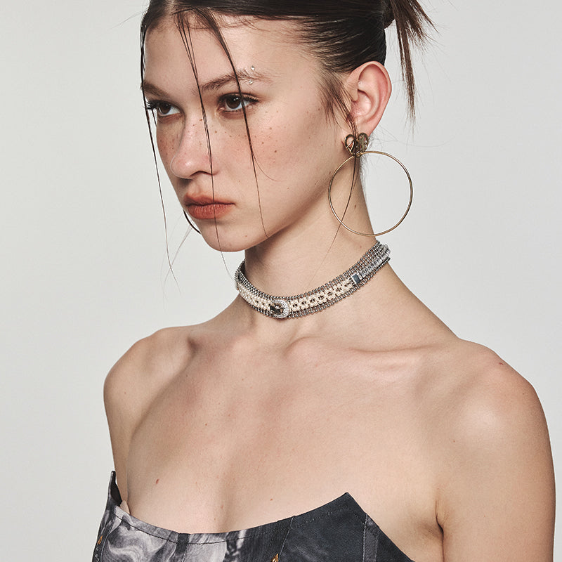 Retro Woven Pearl Buckle Bead Choker