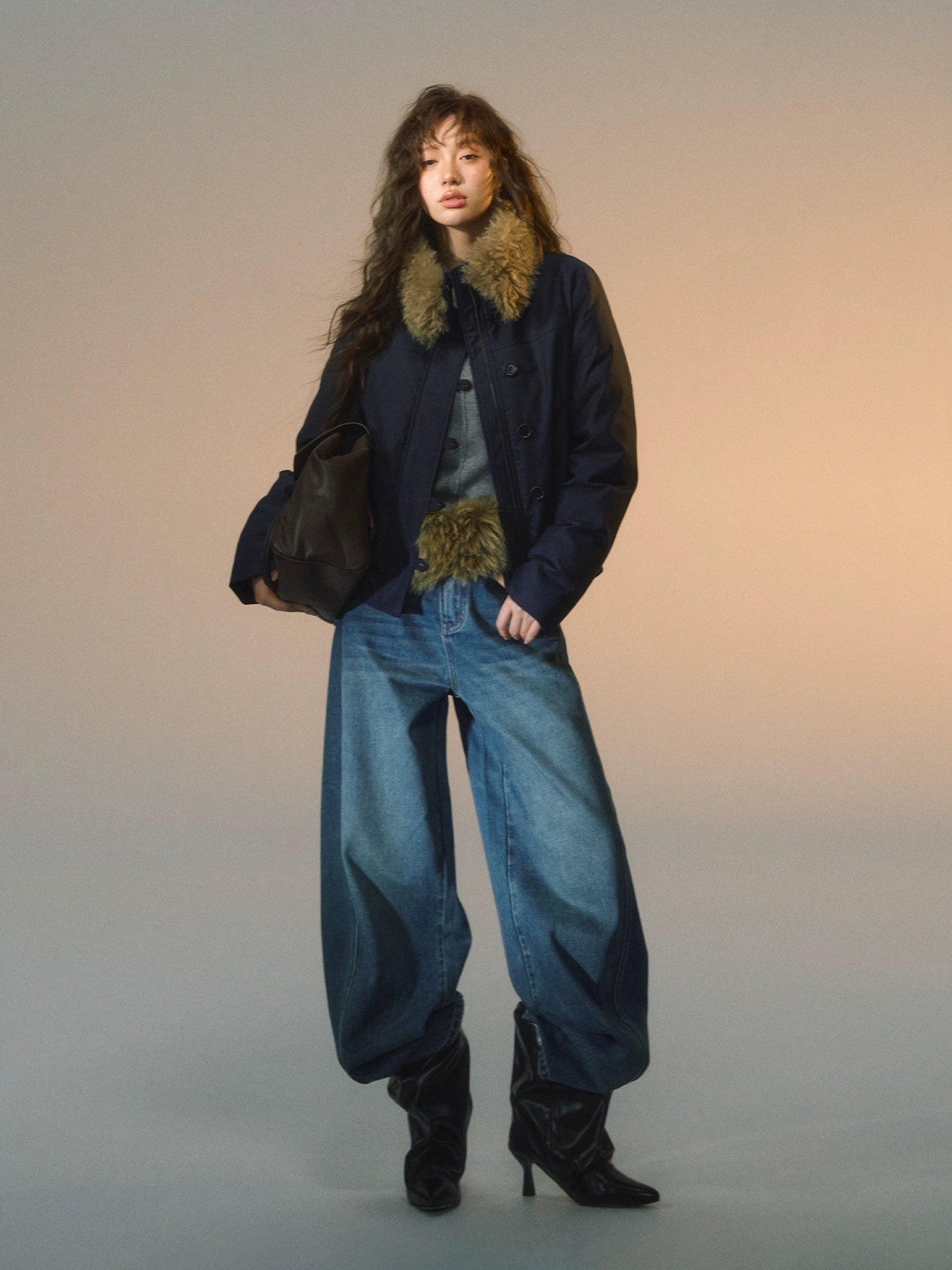 Detachable Fur Collar Fitted Down Jacket