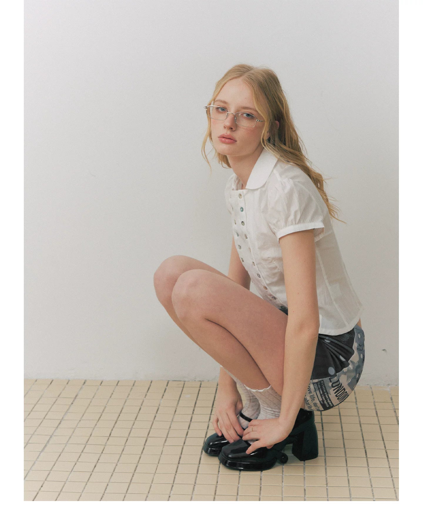 Shell Button Puff Sleeve Shirt
