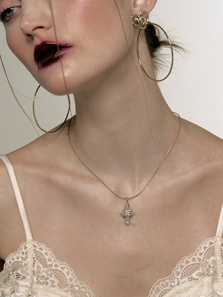 Full Diamond Retro Cross Choker