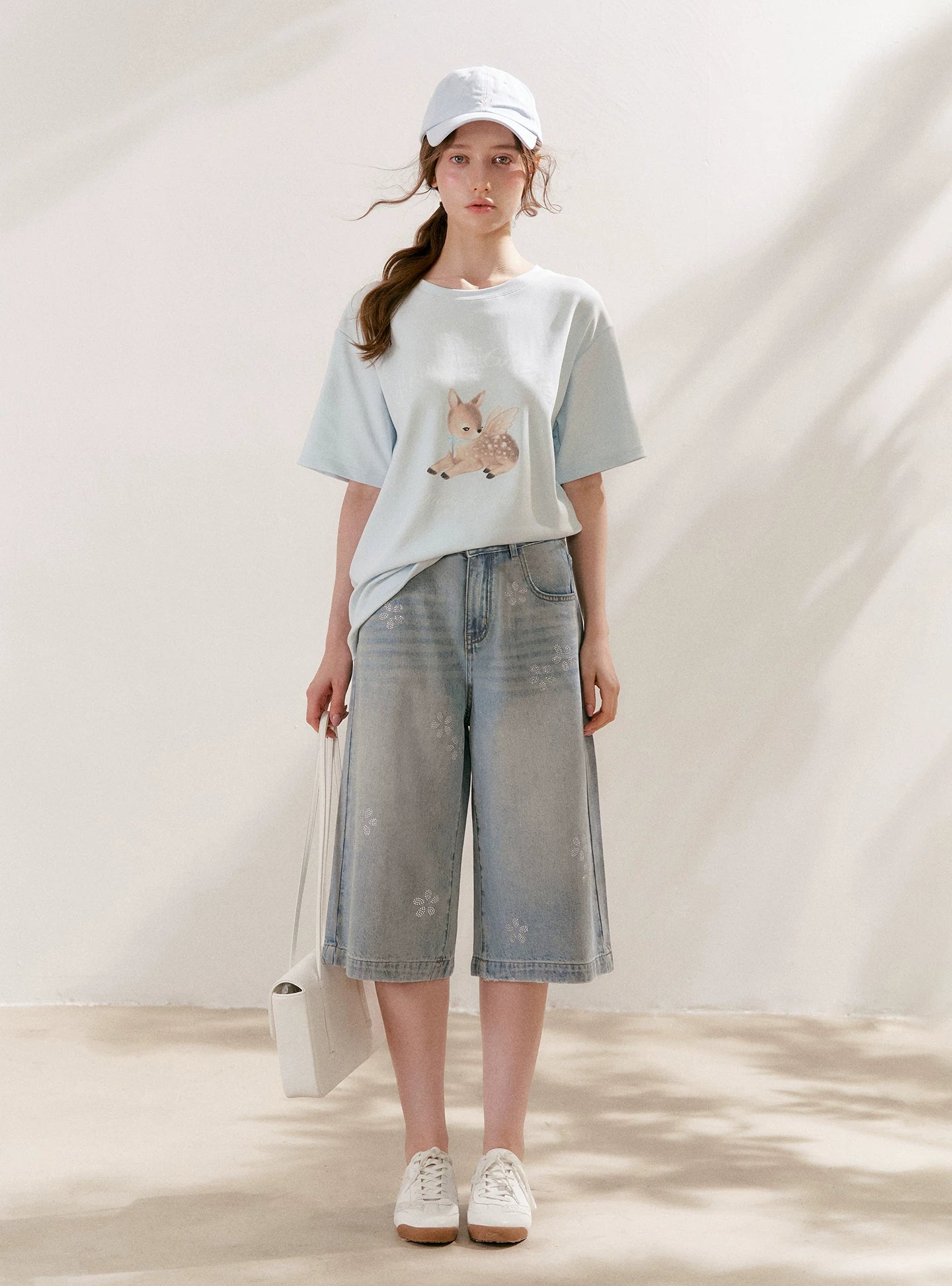 Rhinestone Cropped Wide-Leg Jeans