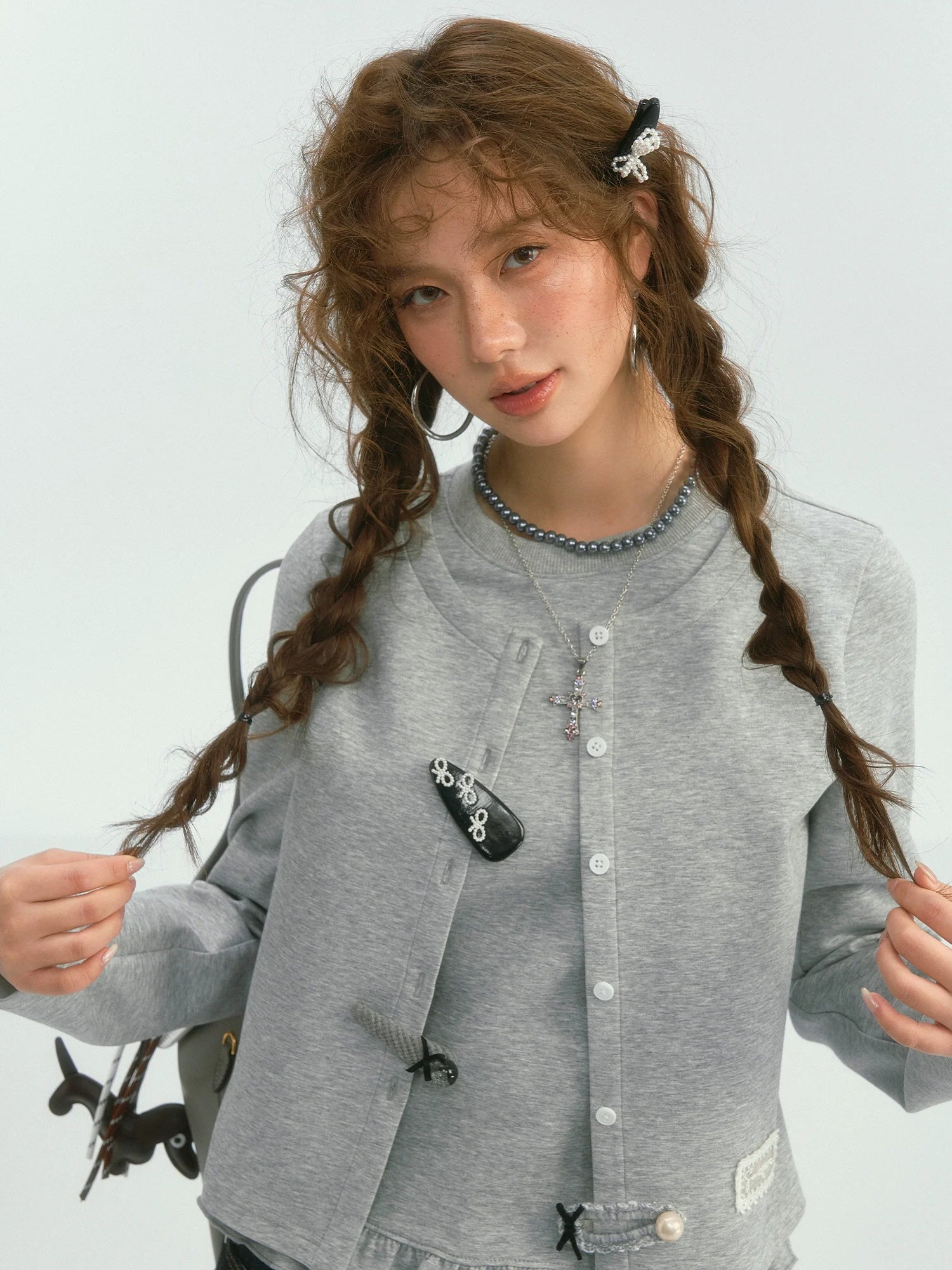 Fake Two-piece Round Neck Lace Top