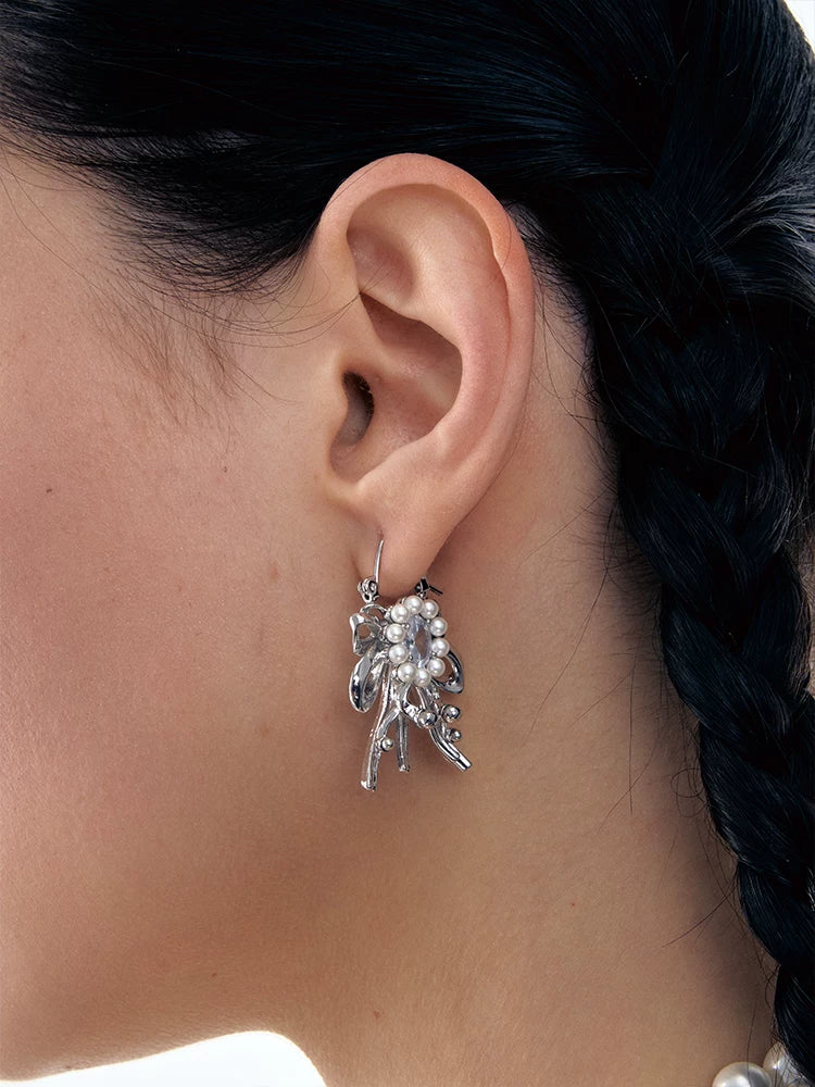 Vintage Bow Pearl Earrings