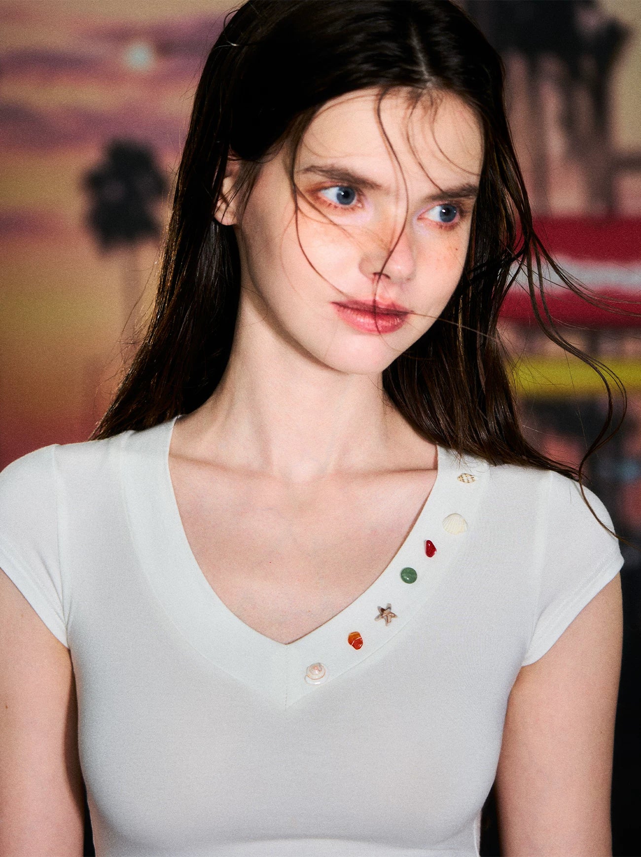 Shell Agate V-Neck T-shirt