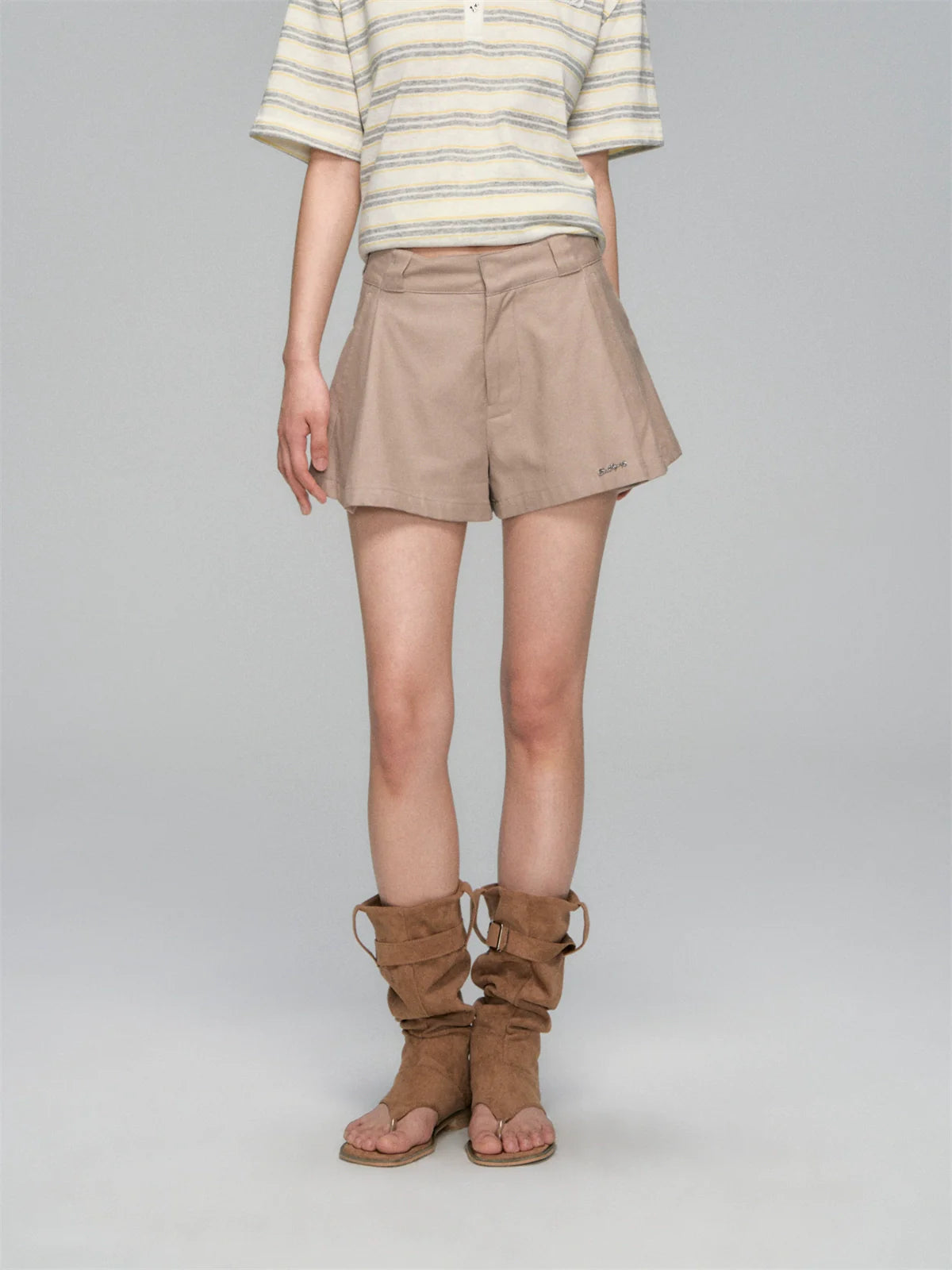 Pleated A-line Khaki Shorts