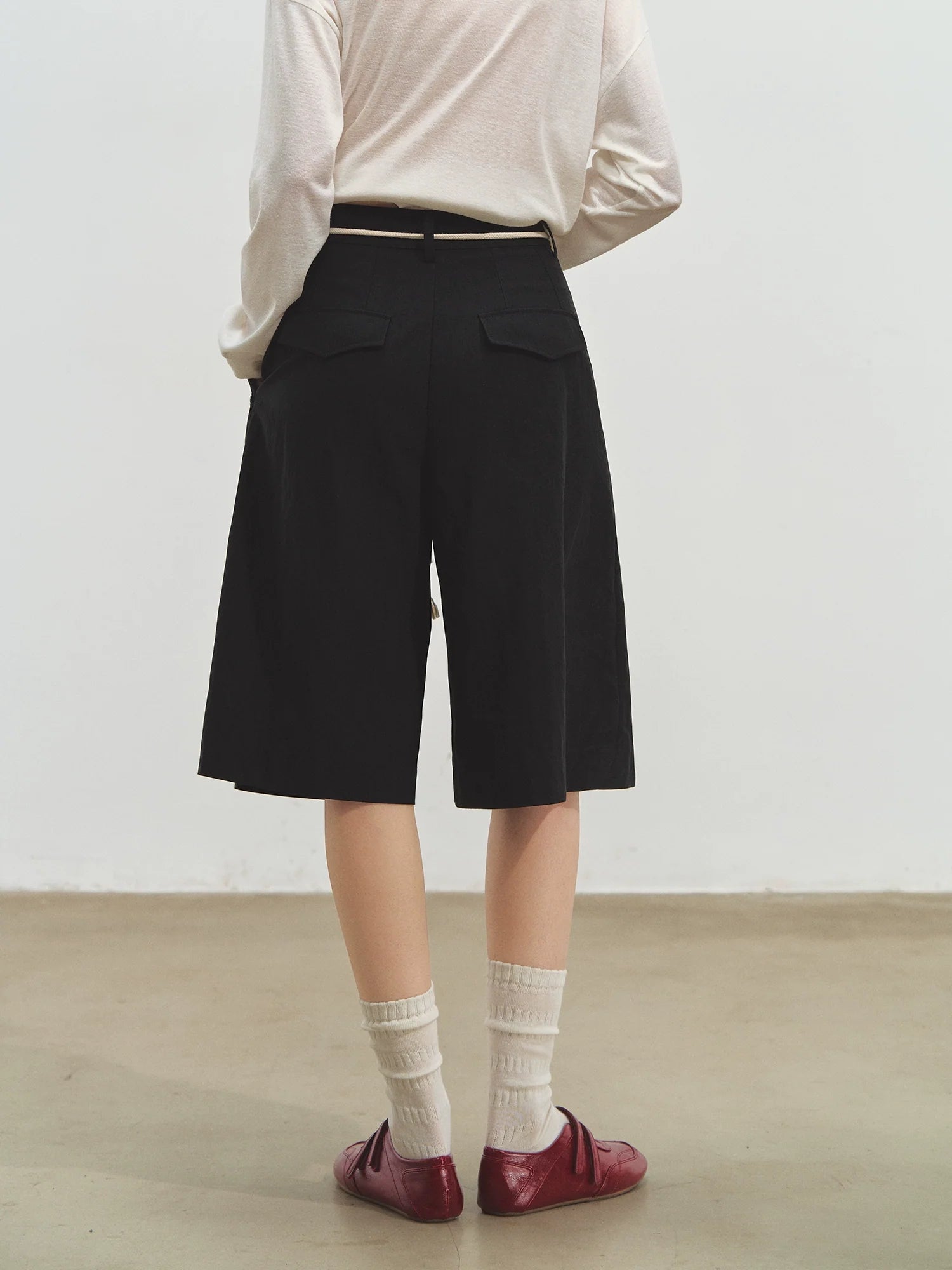 Three-dimensional Pleated Wide-leg Knee-length Shorts