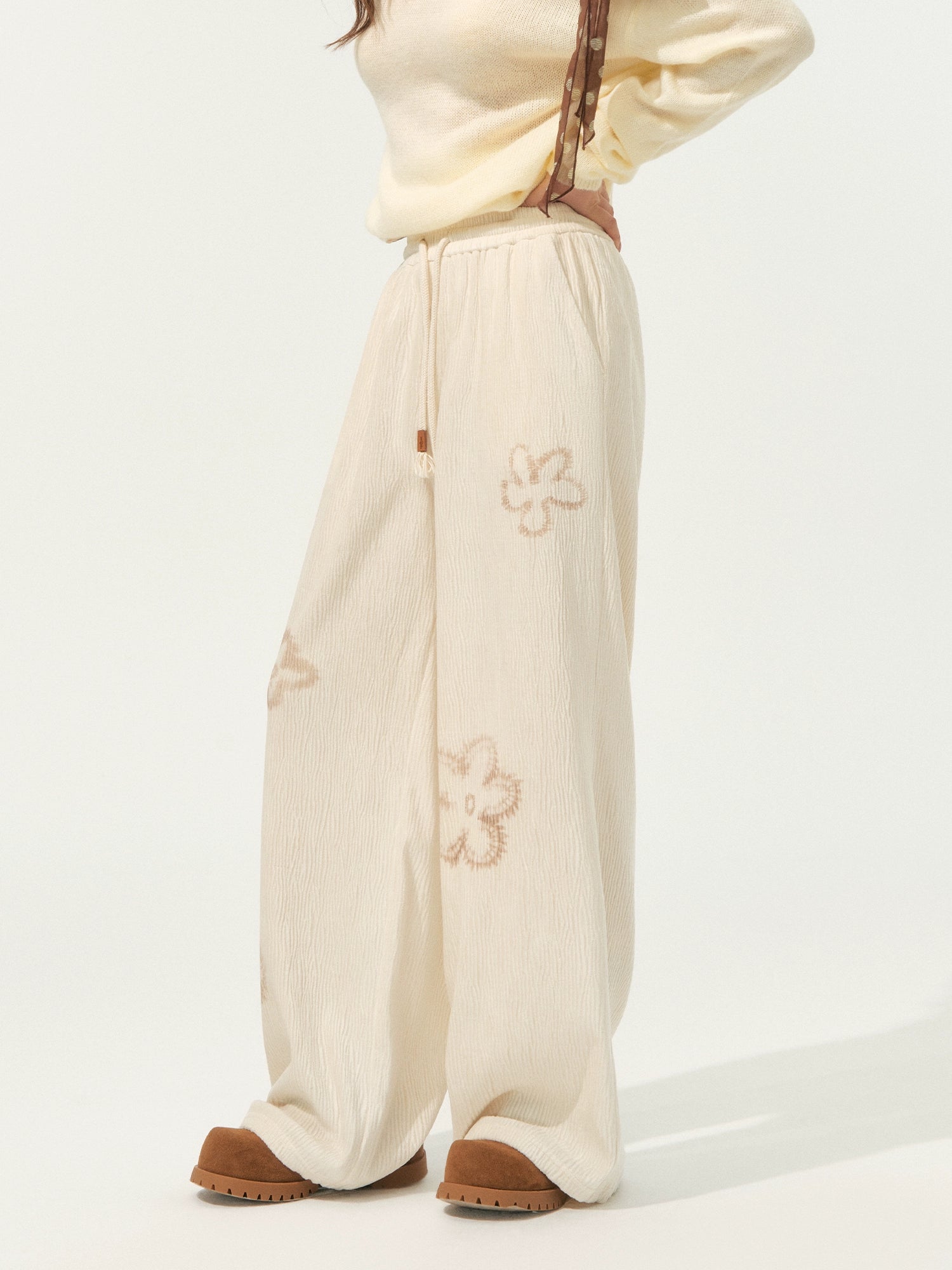 Floral Pleated Drawstring Pants