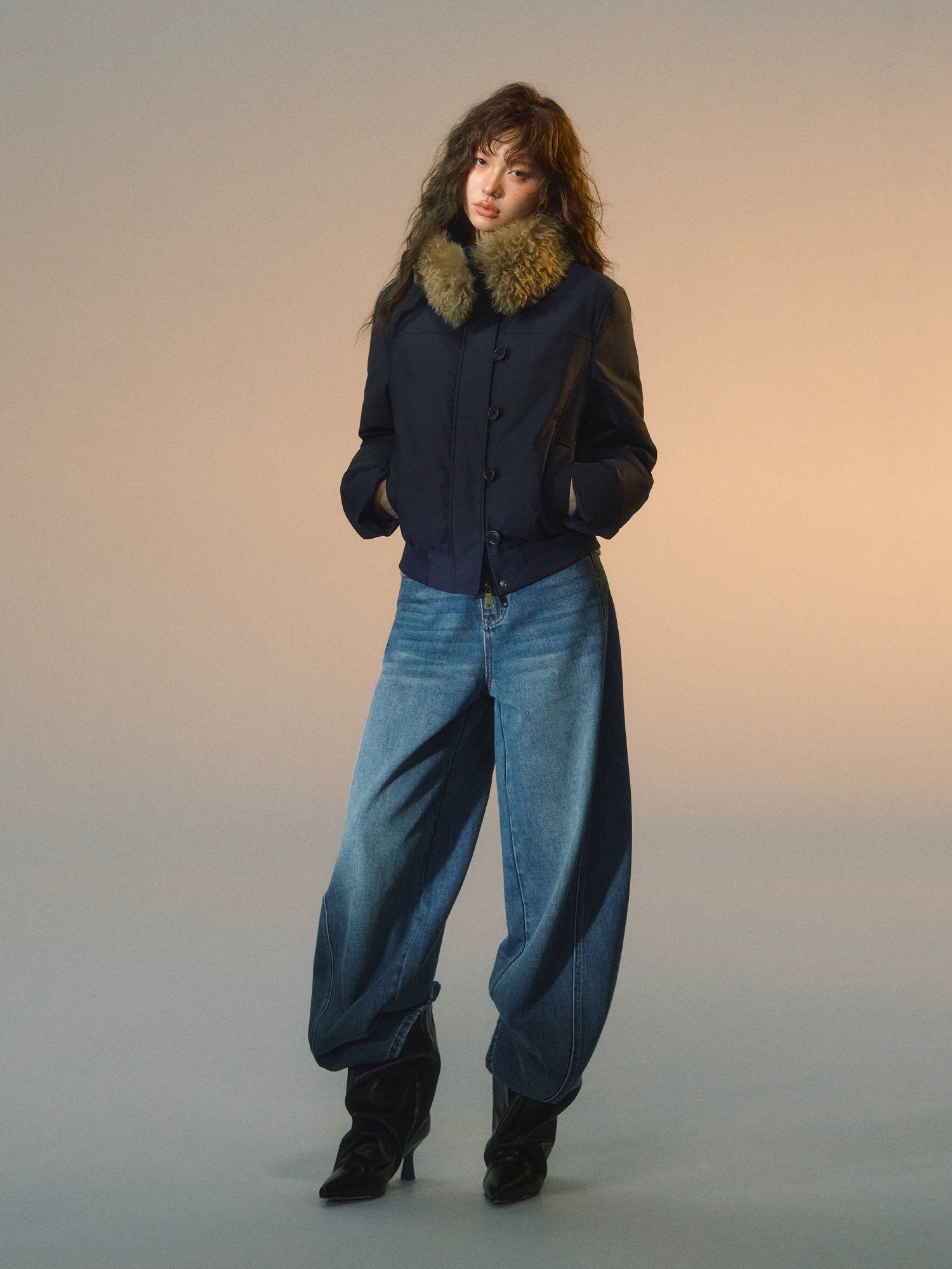 Detachable Fur Collar Fitted Down Jacket