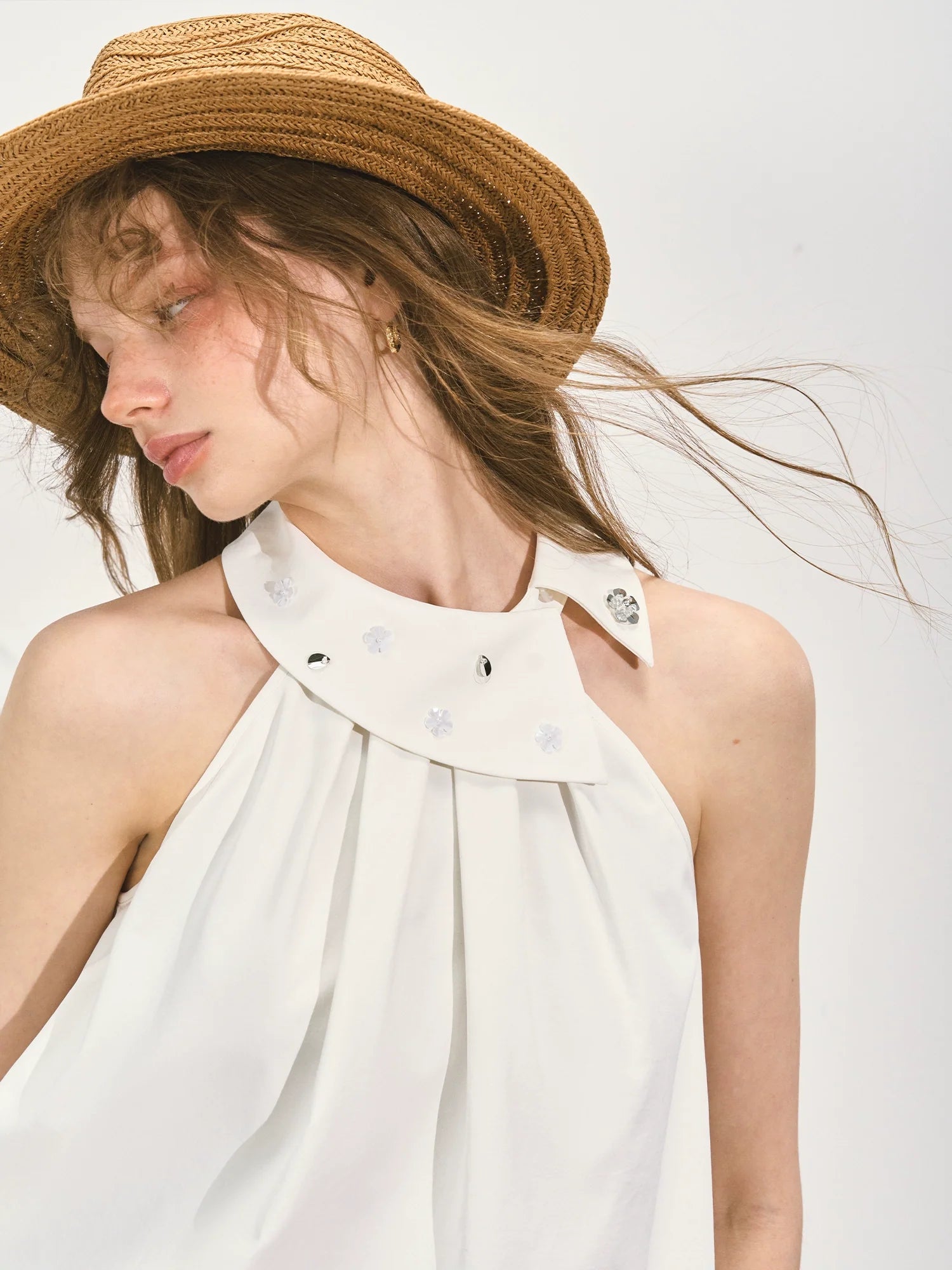 Halter Neck Off-Shoulder Crinkled Sleeveless Top