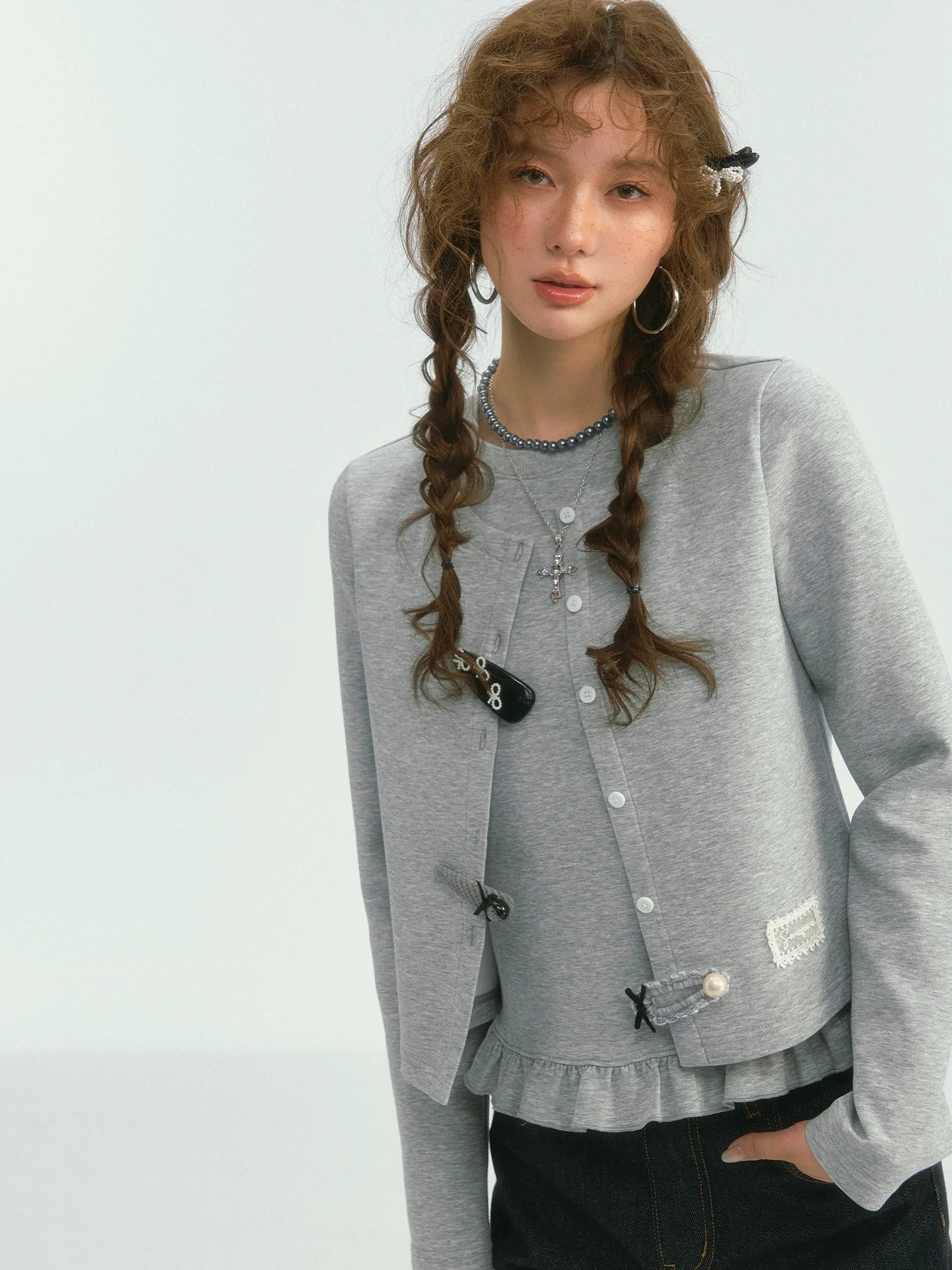 Fake Two-piece Round Neck Lace Top