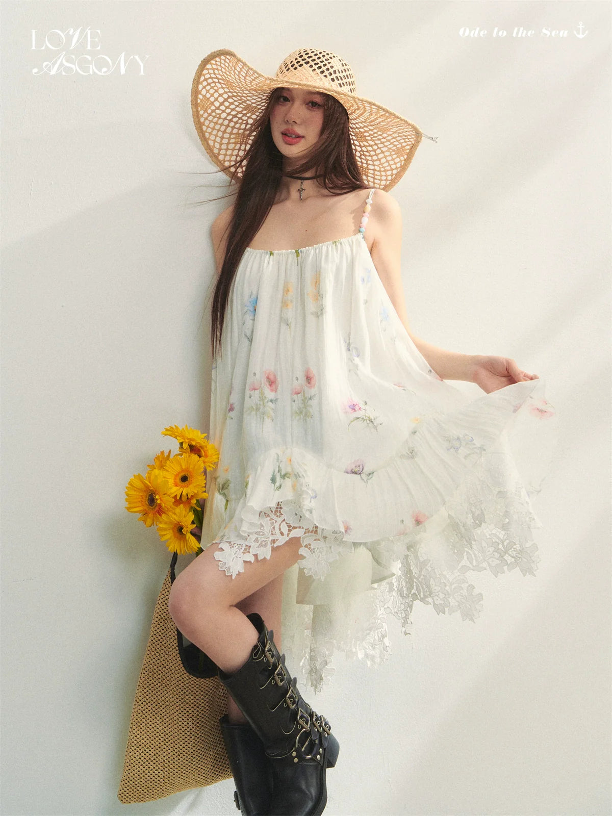 Floral Beaded Spliced Lace Strapless Dress