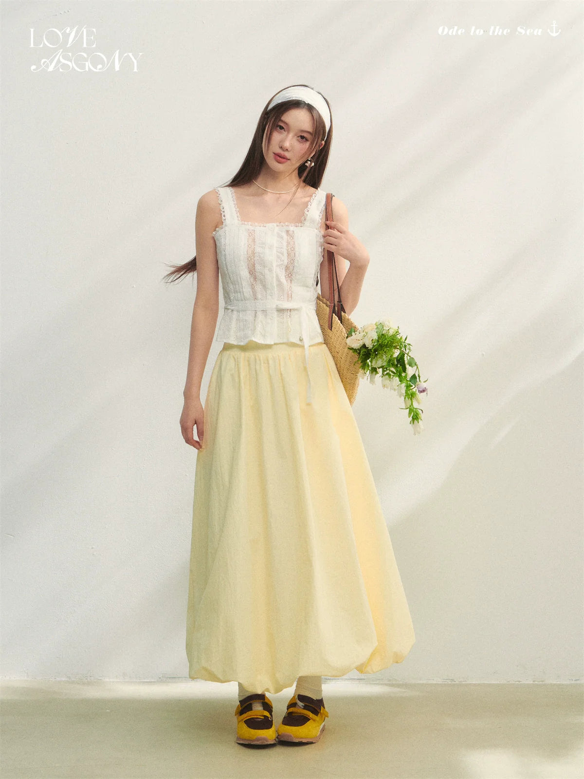 Hollow-out Lace-spliced Tie-up Vest