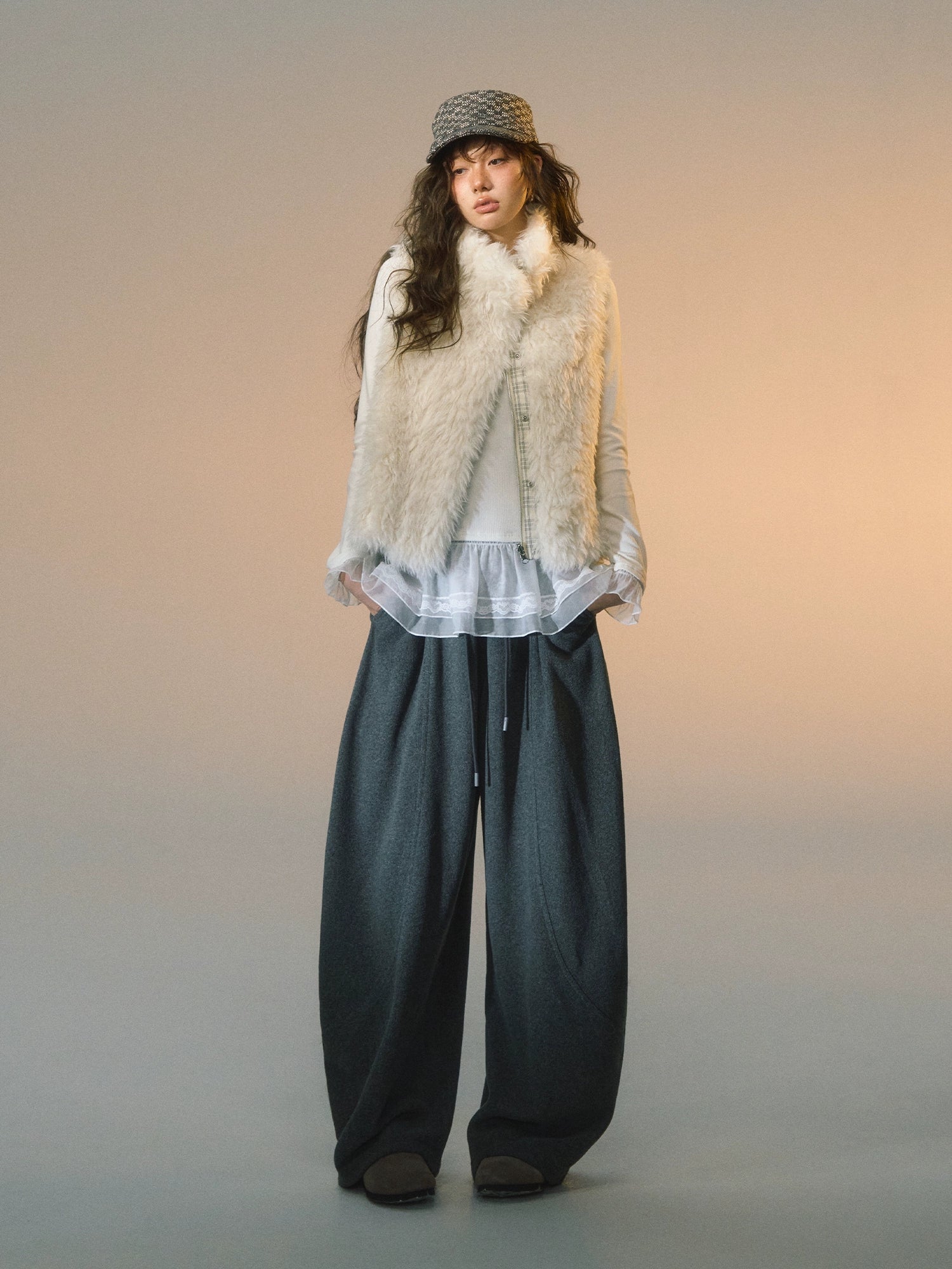 Fleece Curved-Leg Relaxed Pants