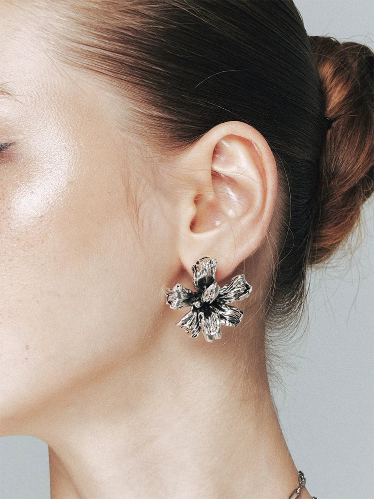 Metal Floral Stud Earrings