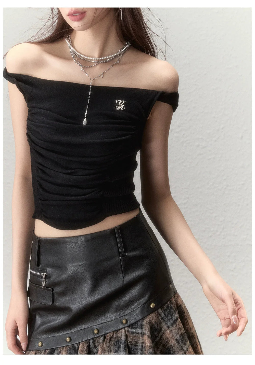 Waistline Ruched Off‑shoulder Knit Top