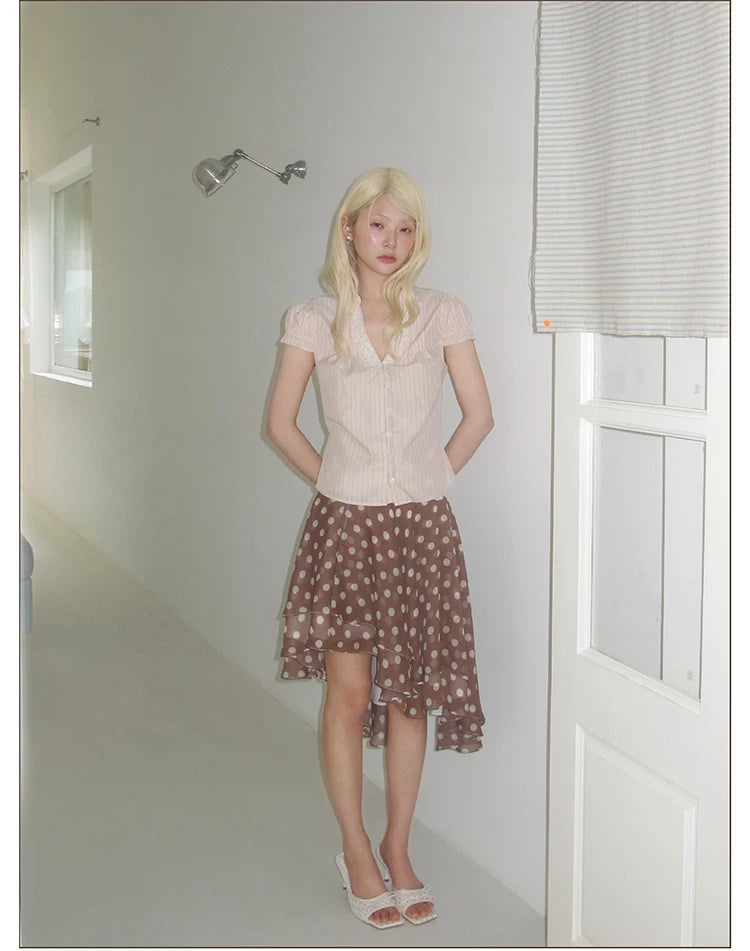 Lace V-Neck Puff Sleeve Top