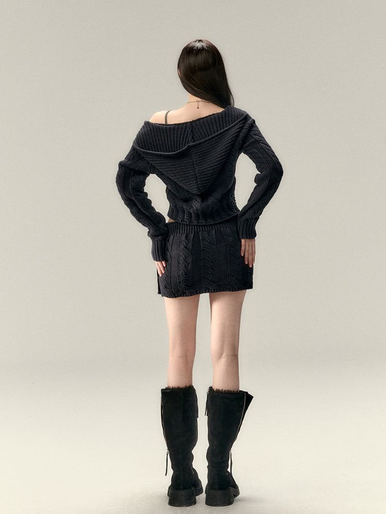 Black & Apricot Buttoned Knit Skirt