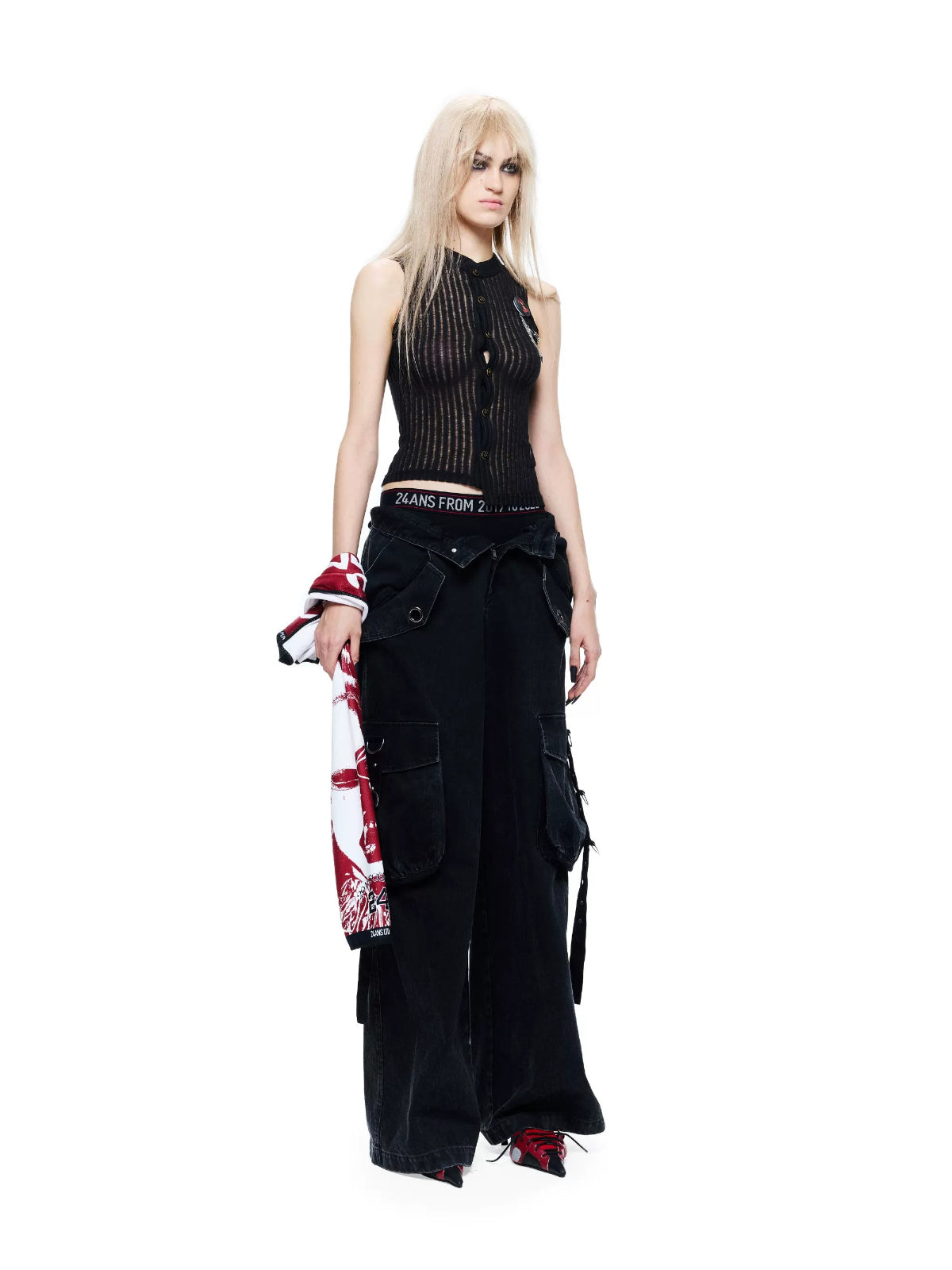 Multi-Pocket Eyelet Ribbon Jeans