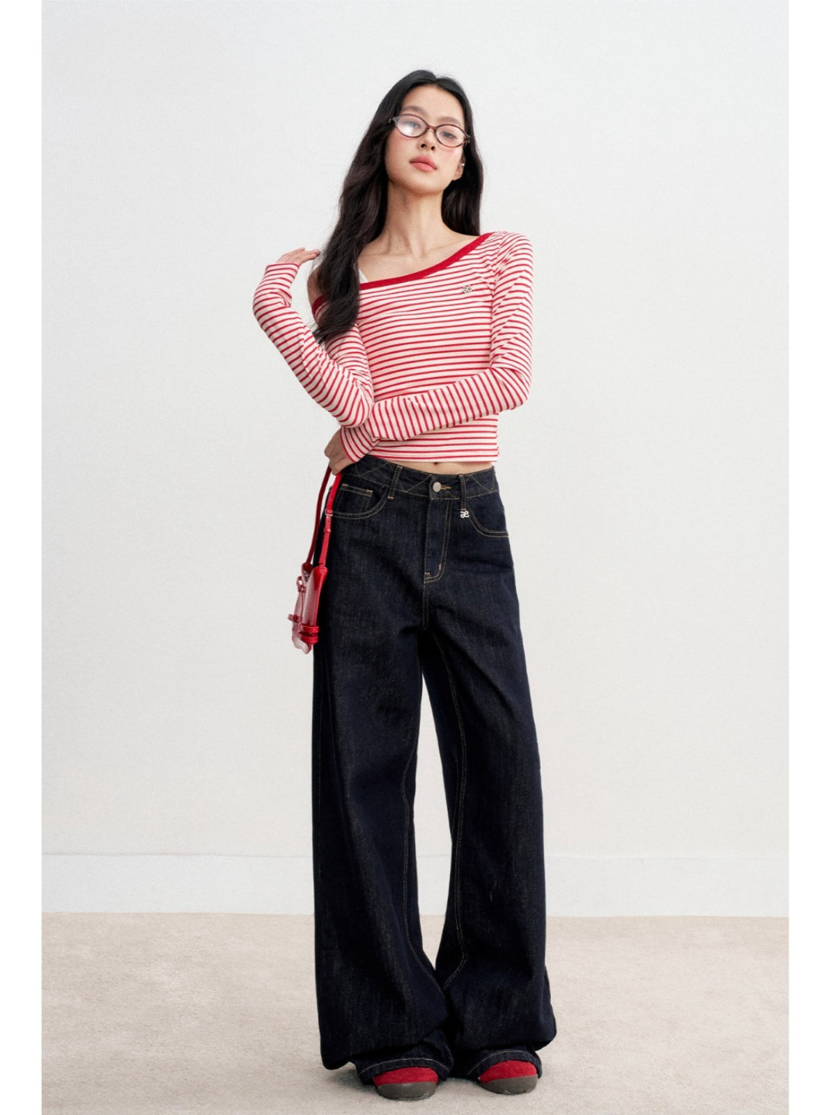 Contrast Pocket Straight Leg Jeans