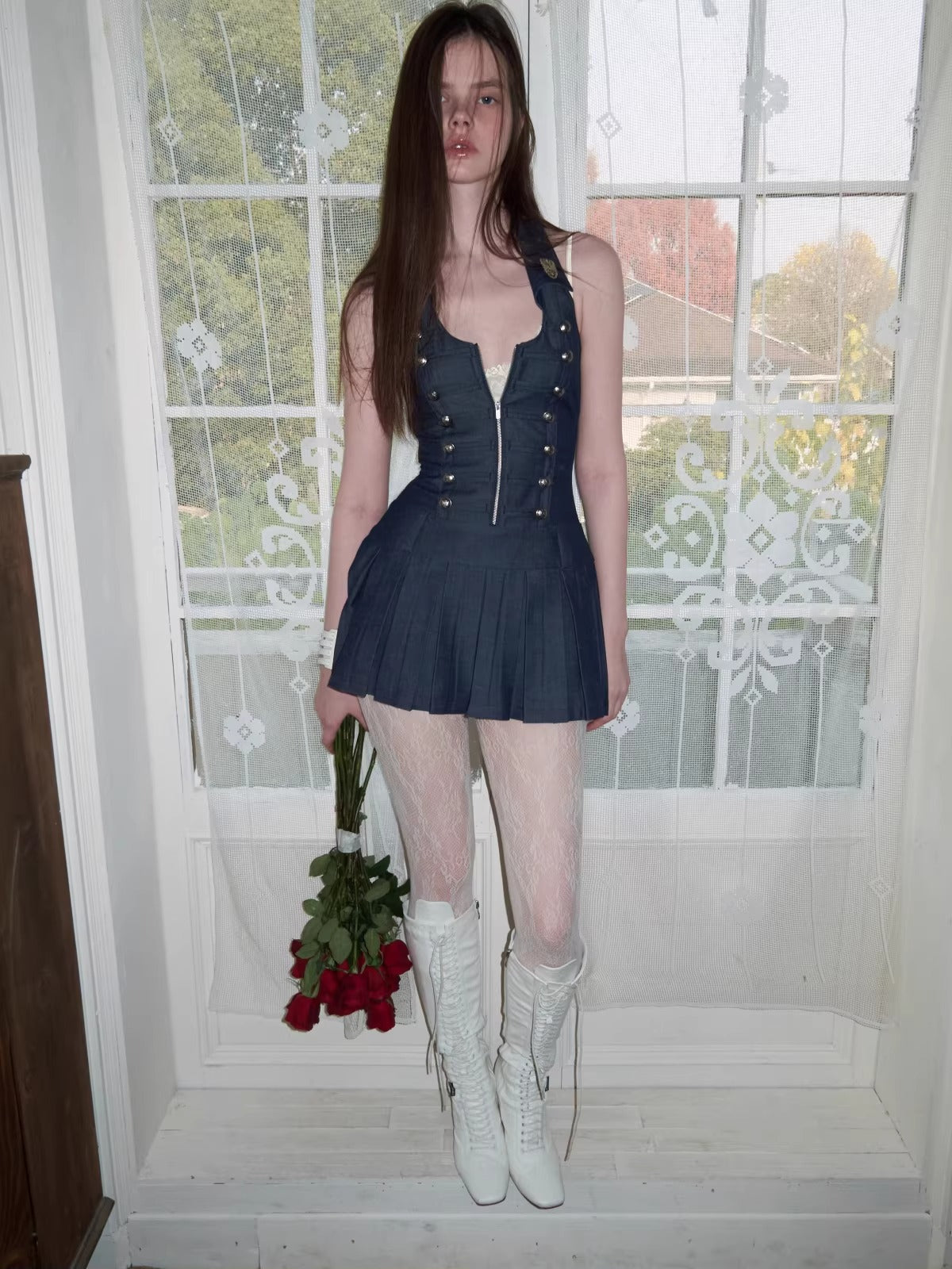 Open Back U-neck Pleated Dress