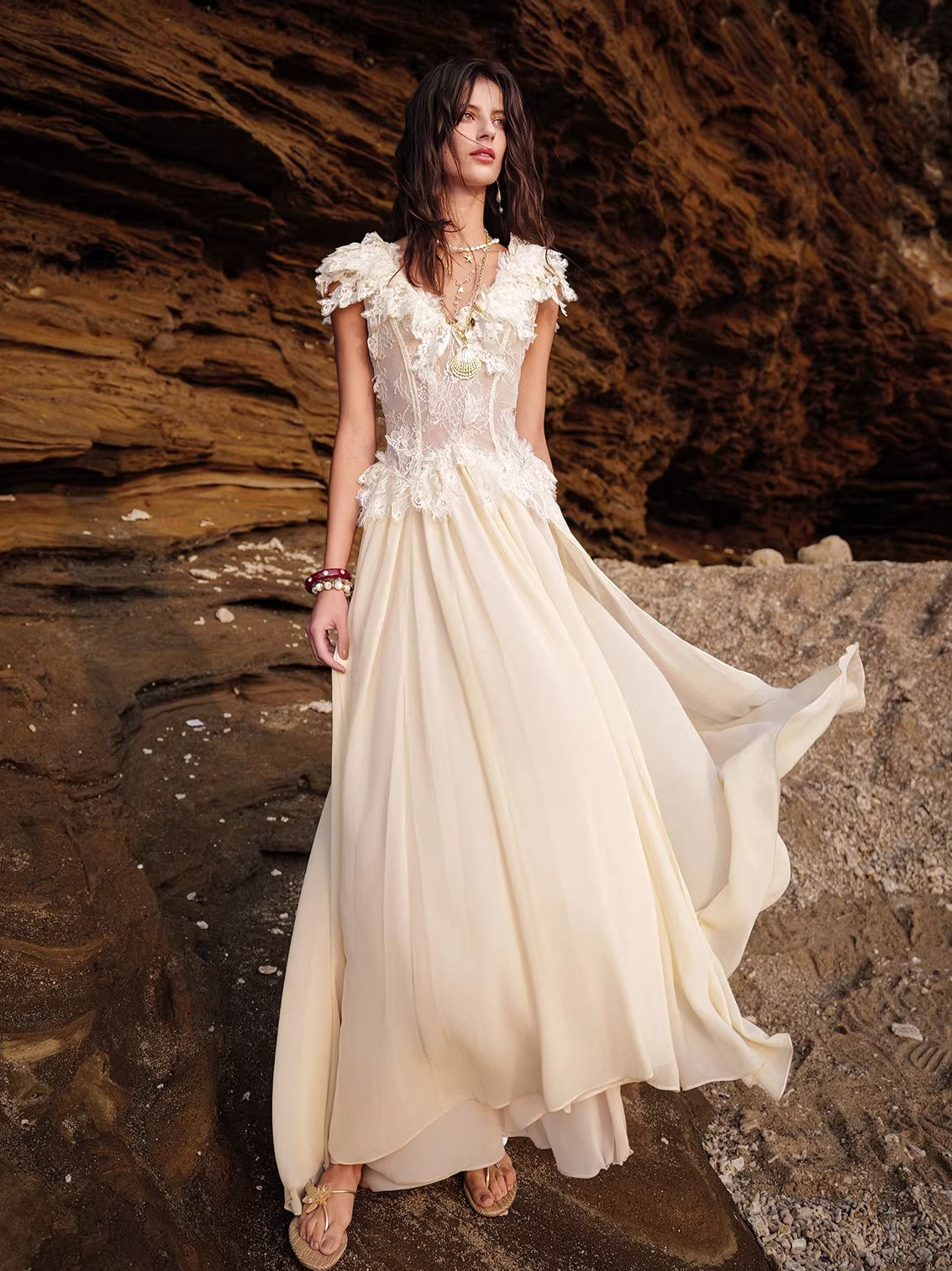 Muse Lace Maxi Dress