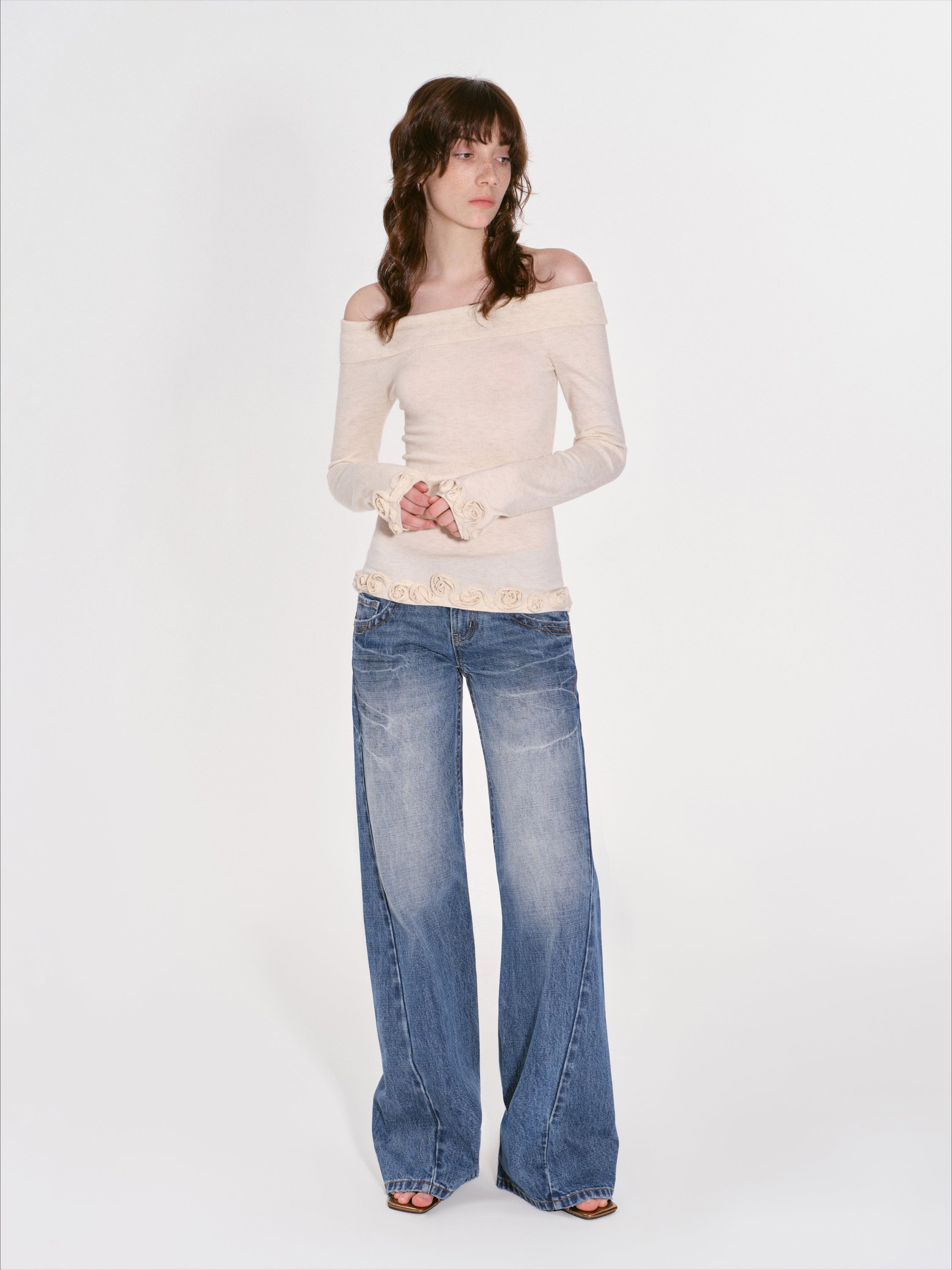 High-End Wool Off-shoulder Knit