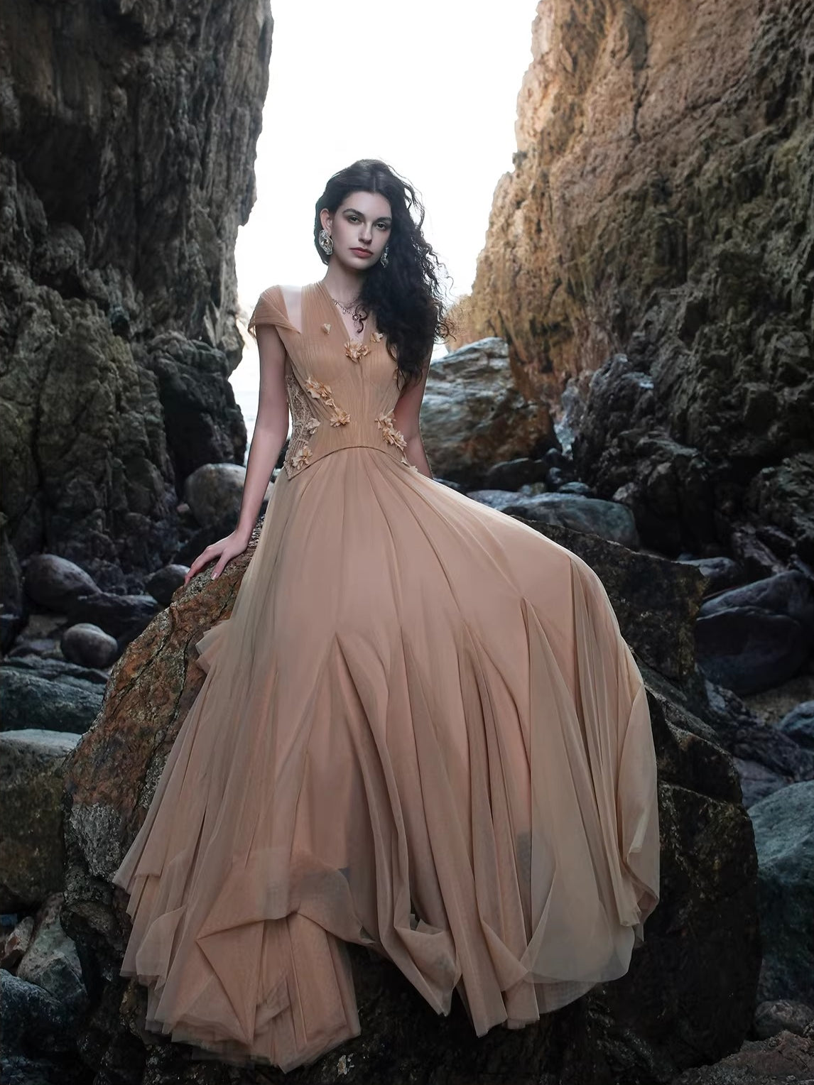 Tidal Lace Halter Dress
