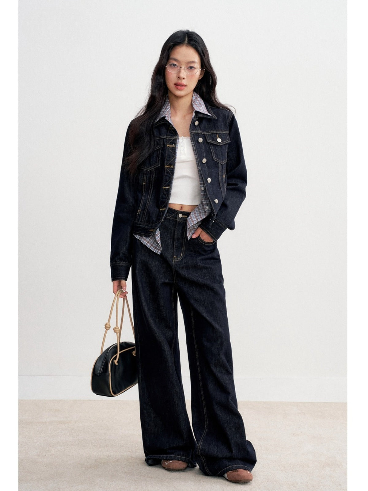 Contrast Pocket Straight Leg Jeans