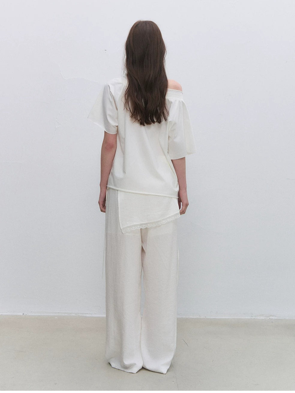 Shell Button Off-Shoulder Top