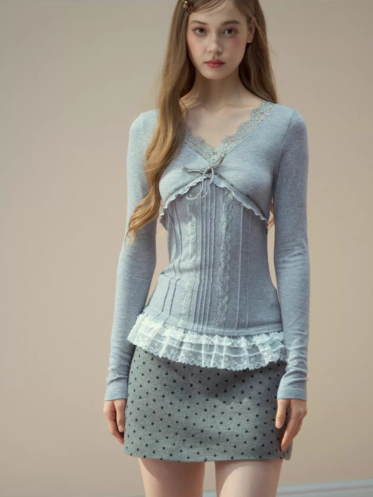 Wool Lace V-neck Trimmed Long Sleeve