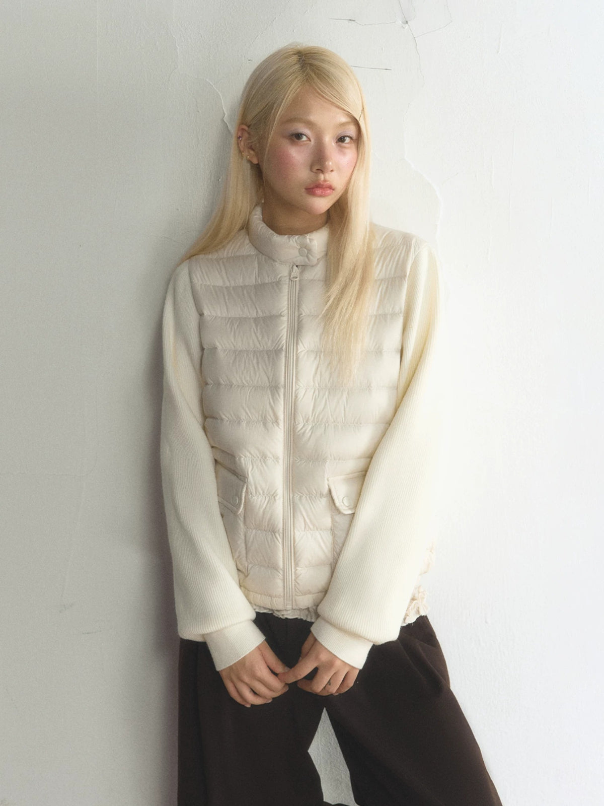 Stand Collar Knit Sleeve Down Jacket