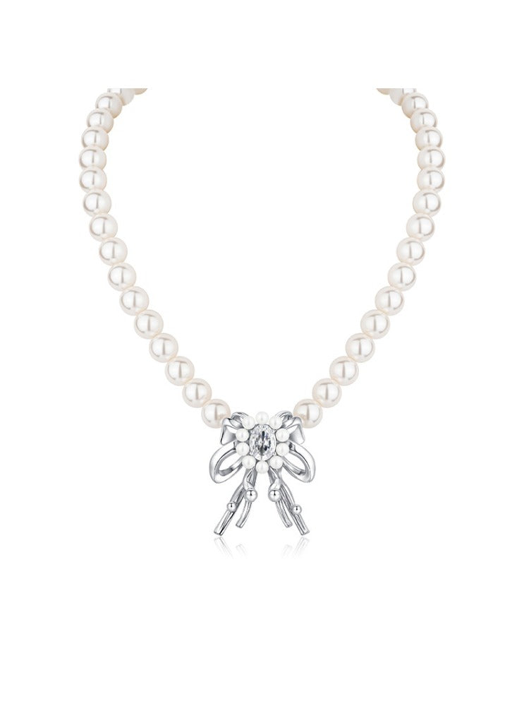 Vintage Bow Pearl Necklace