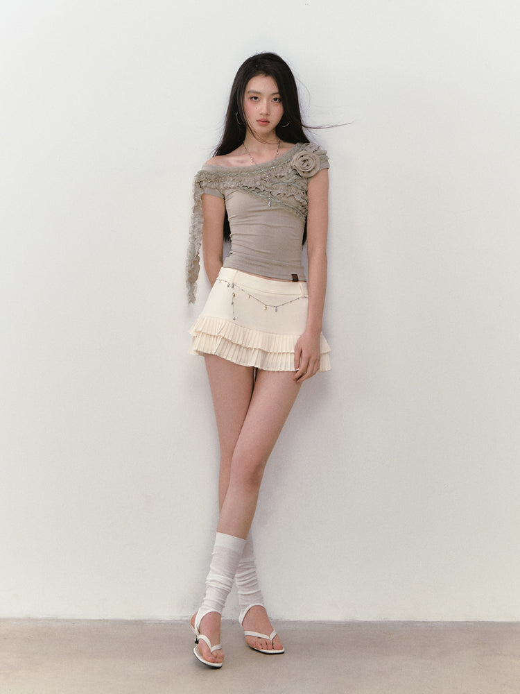 Lace-trimmed Flower Asymmetric T-shirt