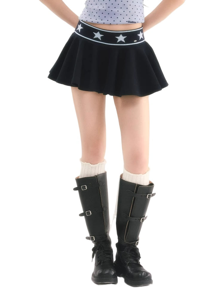 Star Waist Pleated Mini Skirt