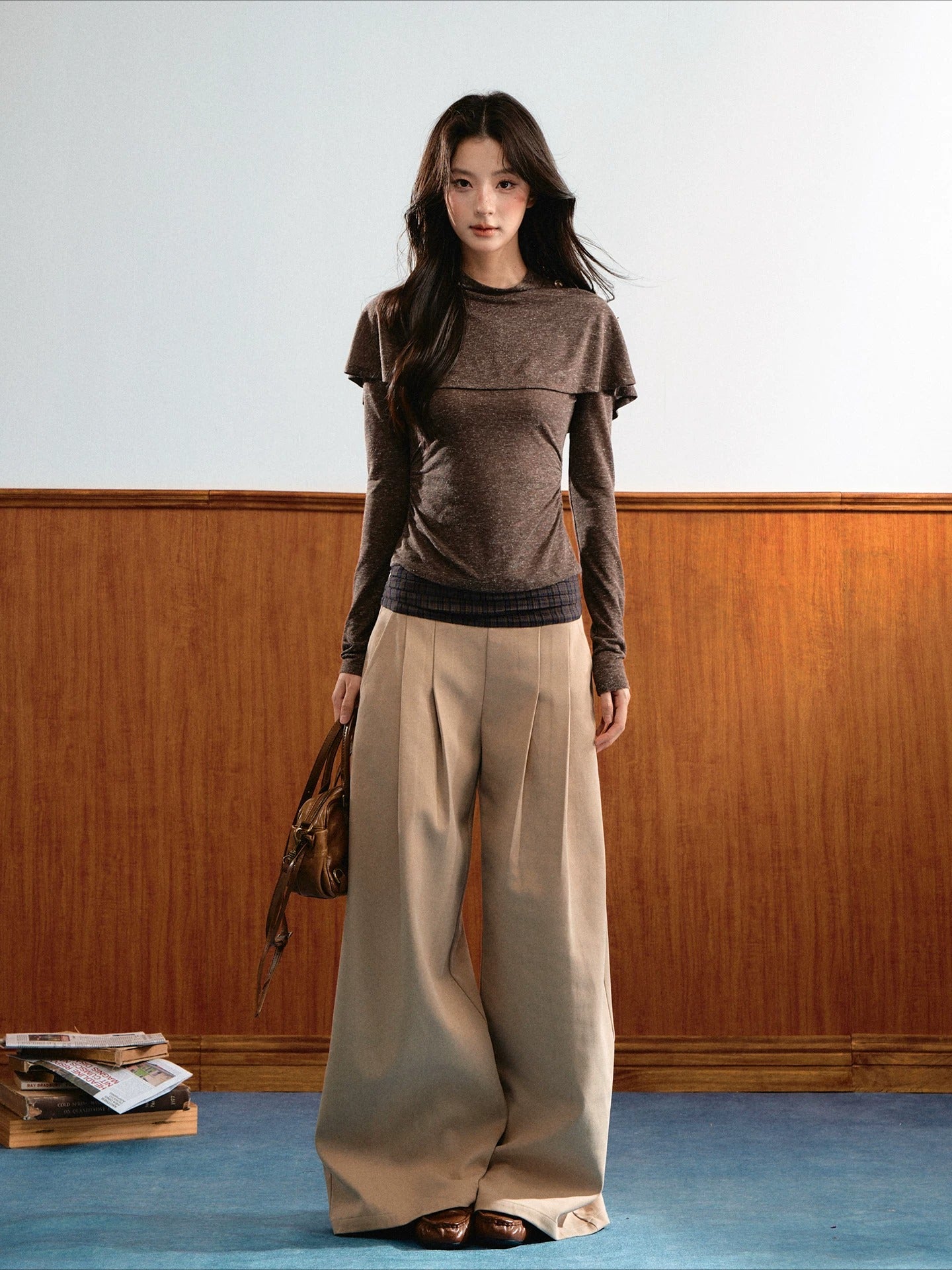Layered Collar Ruched Knit Top