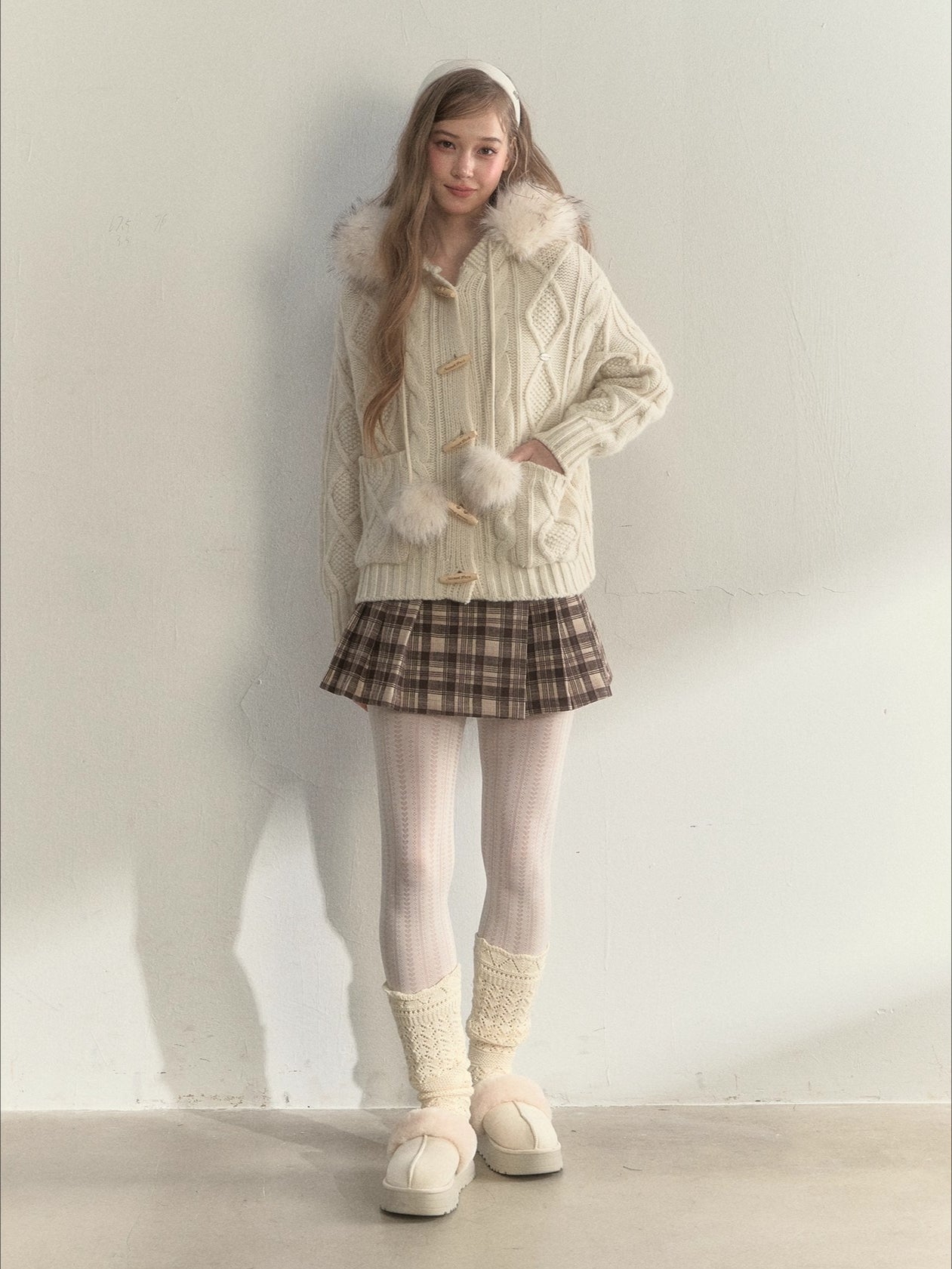 Wool Cable Hooded Sweater