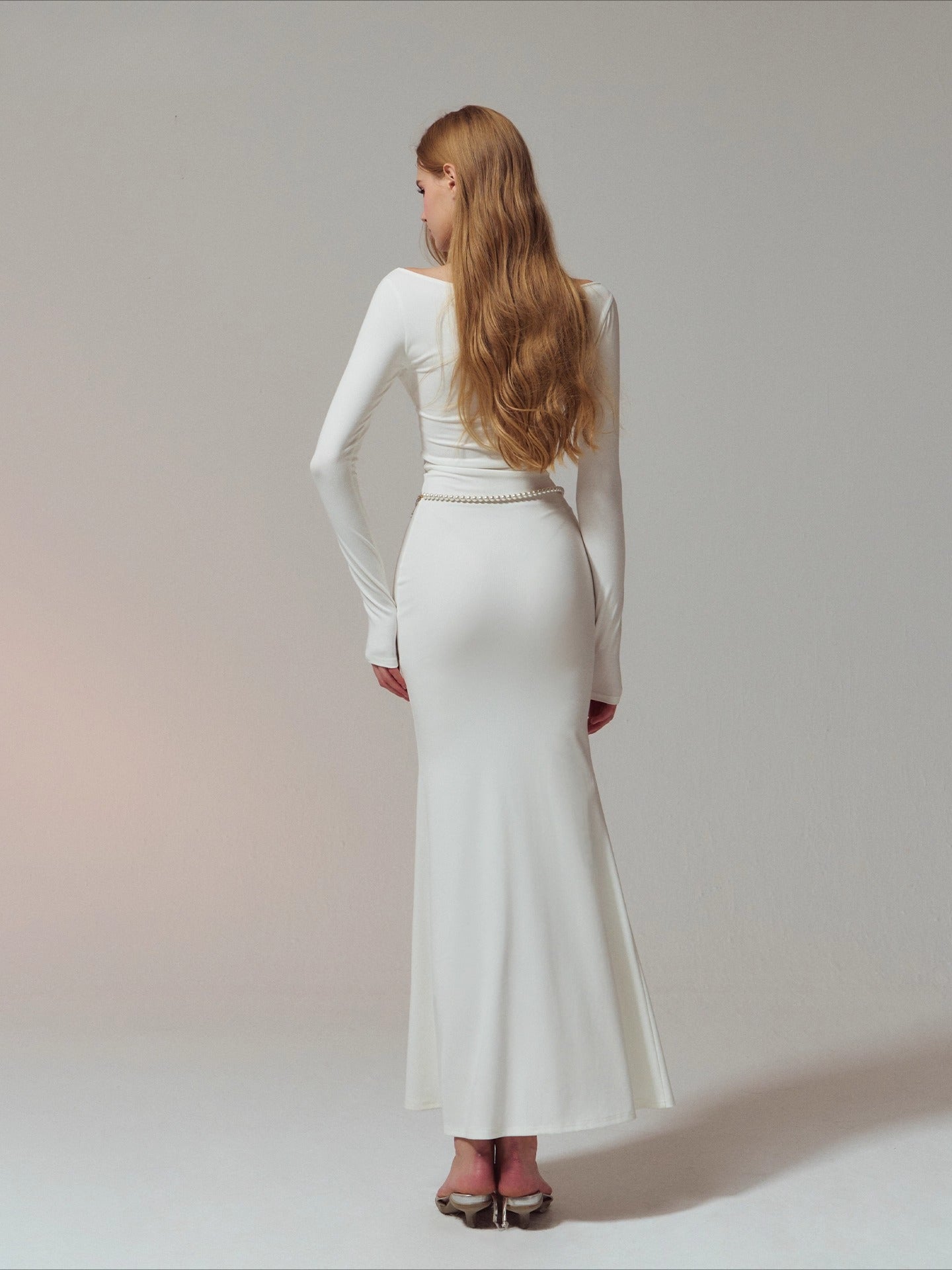 Ruched Boned Waist Slim-Fit V-Neck Maxi Dress