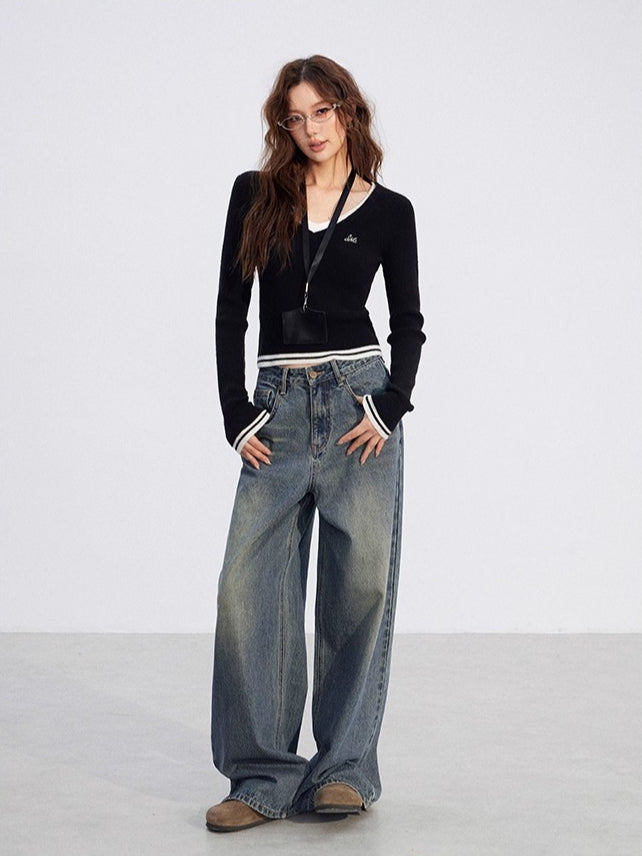 V-Neck Knit Slim Top