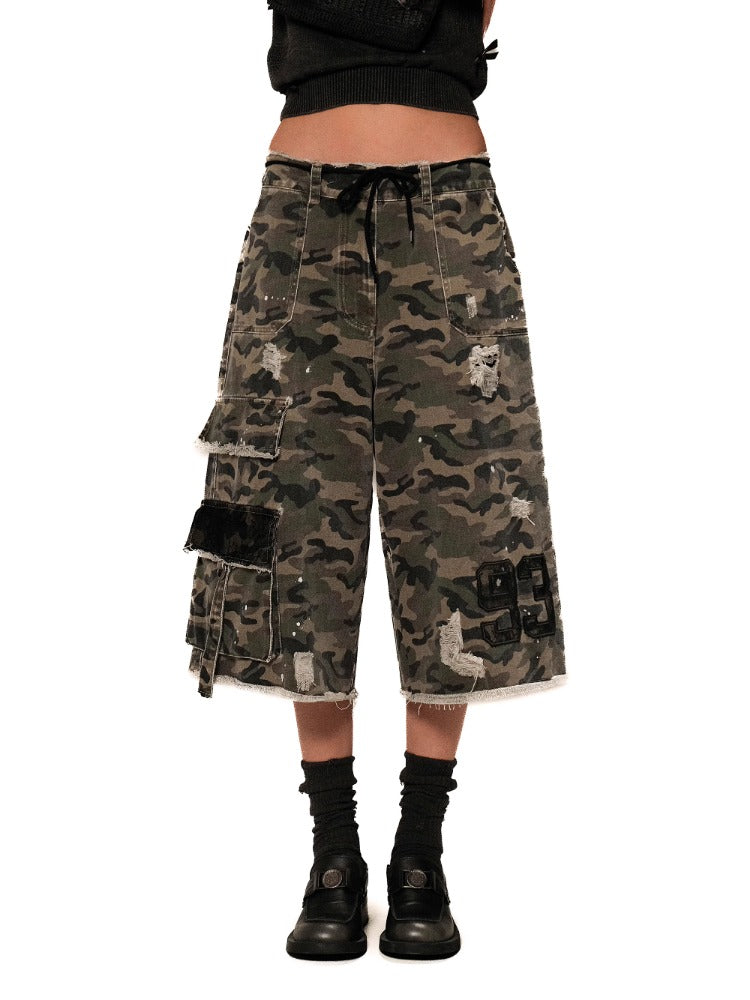 Lace Patchwork Ripped Camouflage Capri Pants