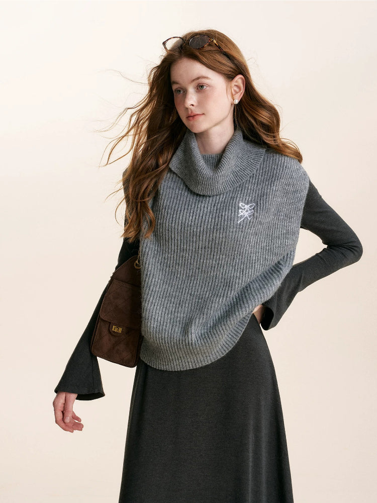 Cream &amp; Gray Wool Knit Vest