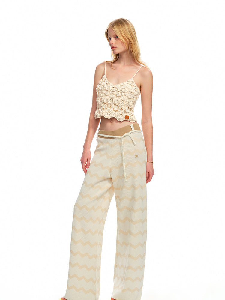 Small V-Neck Three-Dimensional Flower Sling Vest