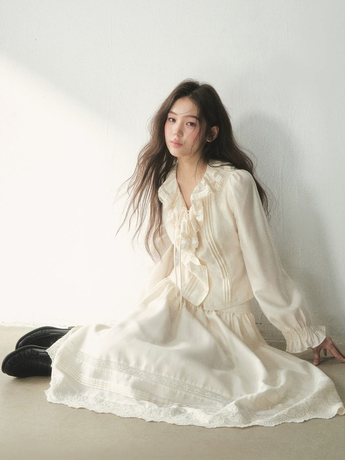 Vintage Ruffle Lace Shirt &amp; Skirt Set