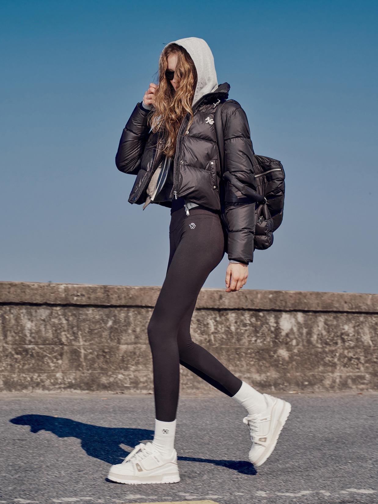 Black &amp; White Pearl Down Short Jacket