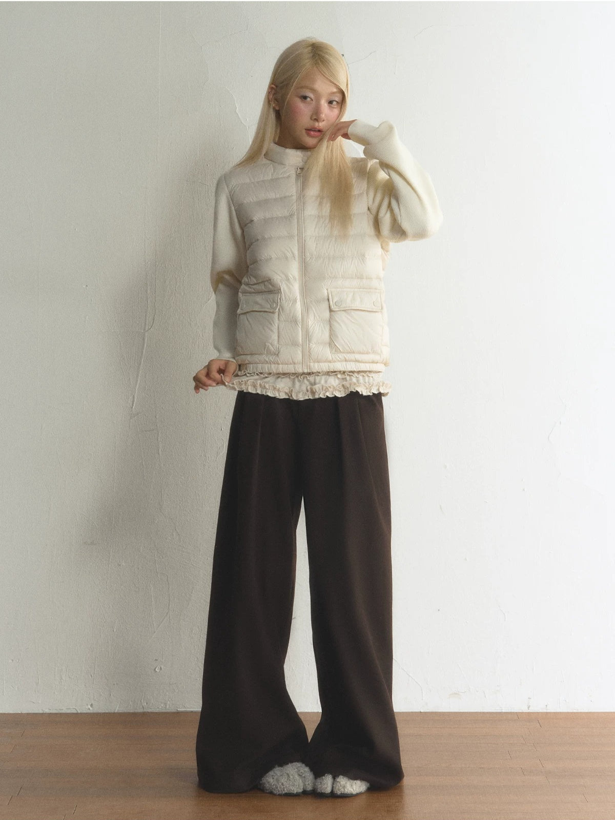 Stand Collar Knit Sleeve Down Jacket