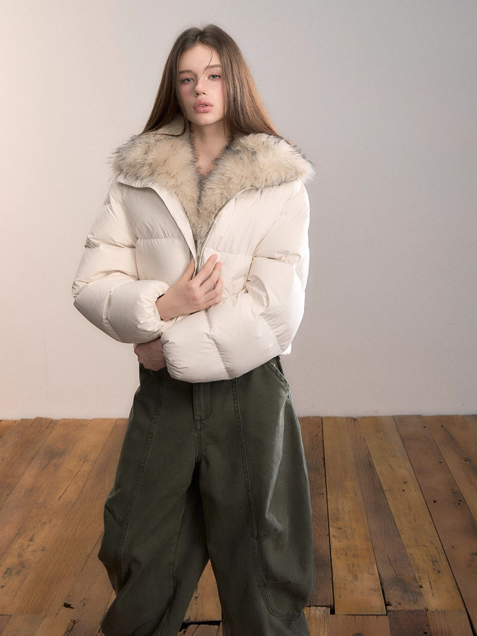 Colorblock Detachable Fur Down Jacket