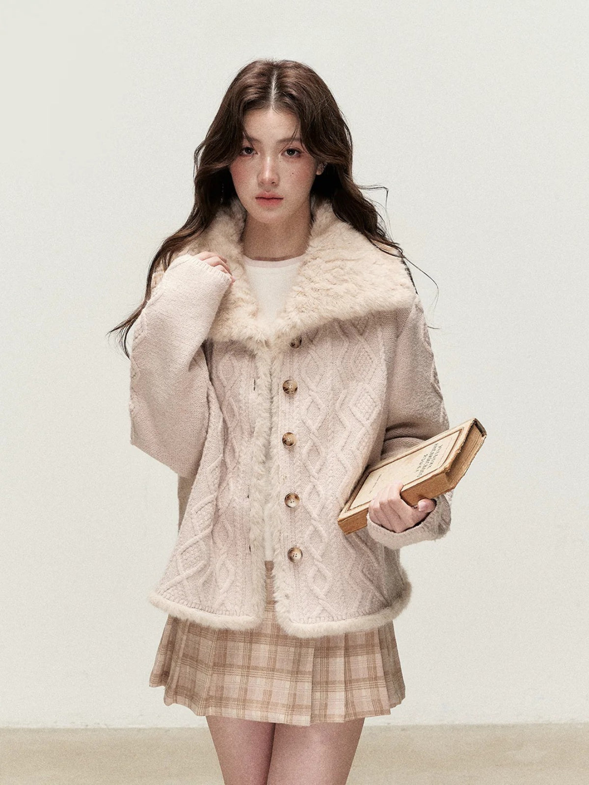 Faux Fur Collar Cable Knit Cardigan