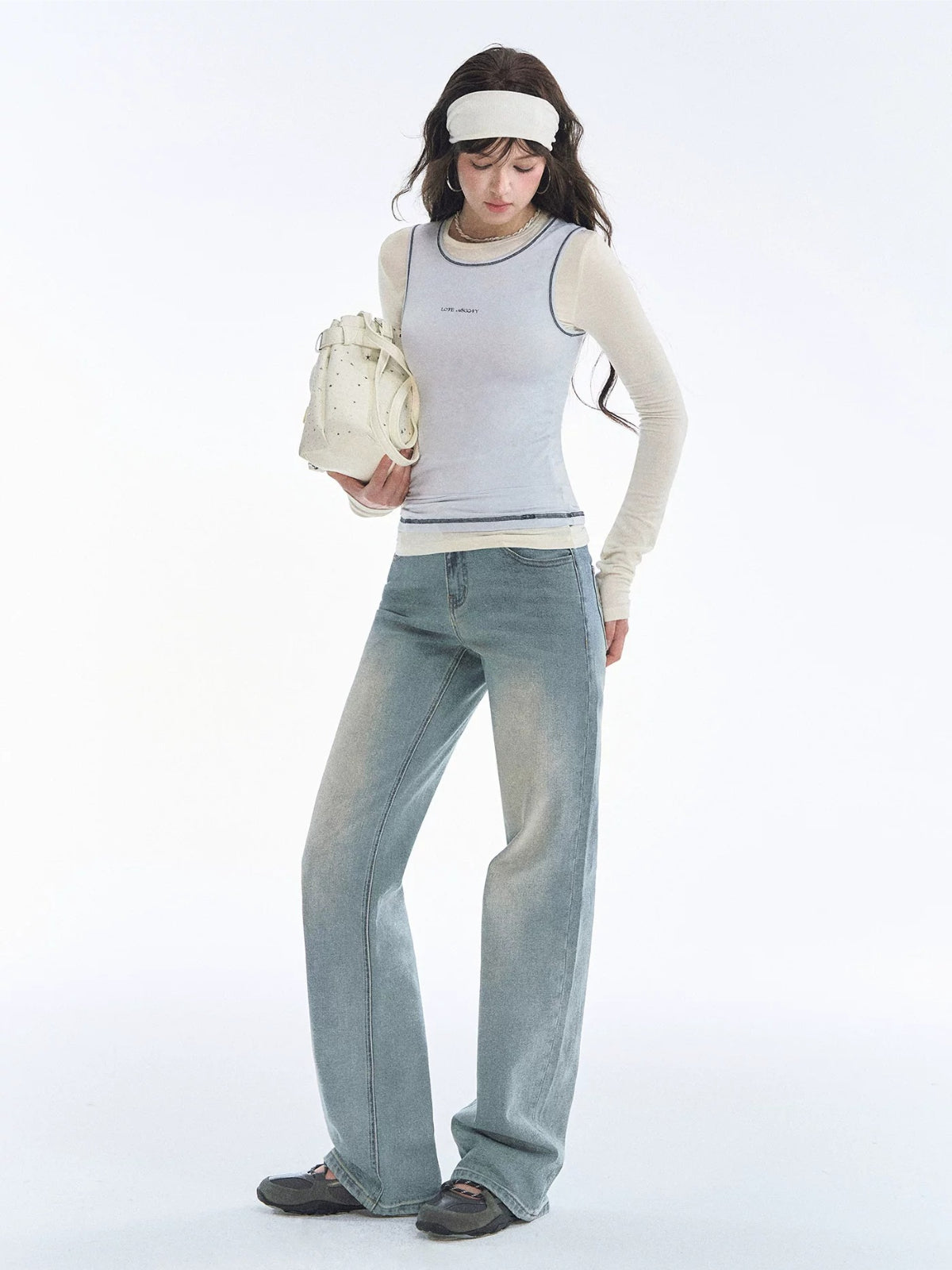 Vintage Bow Embroidered Straight Jeans